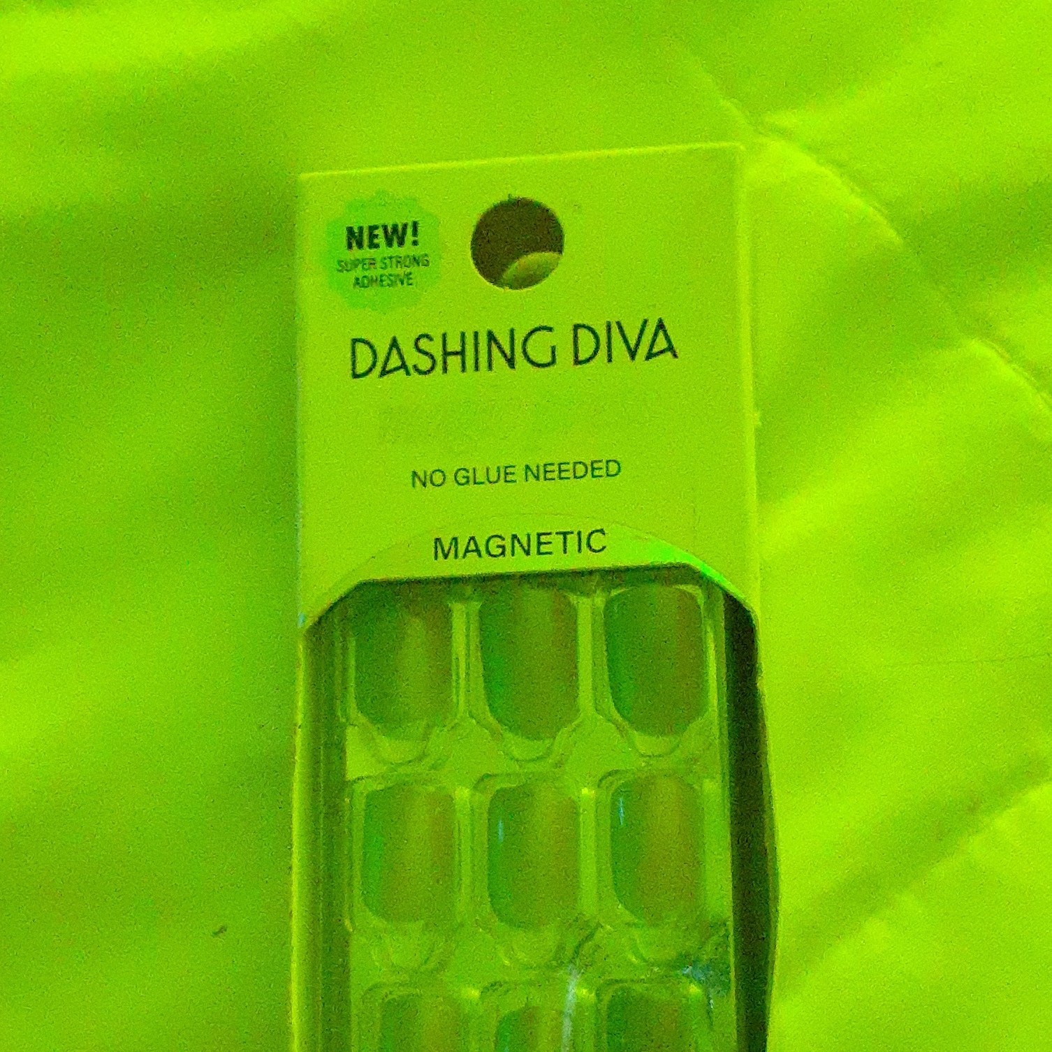 Dashing Diva Self-Adhesive Magnetic Press-On Nails, Full Cover, Shiny Green