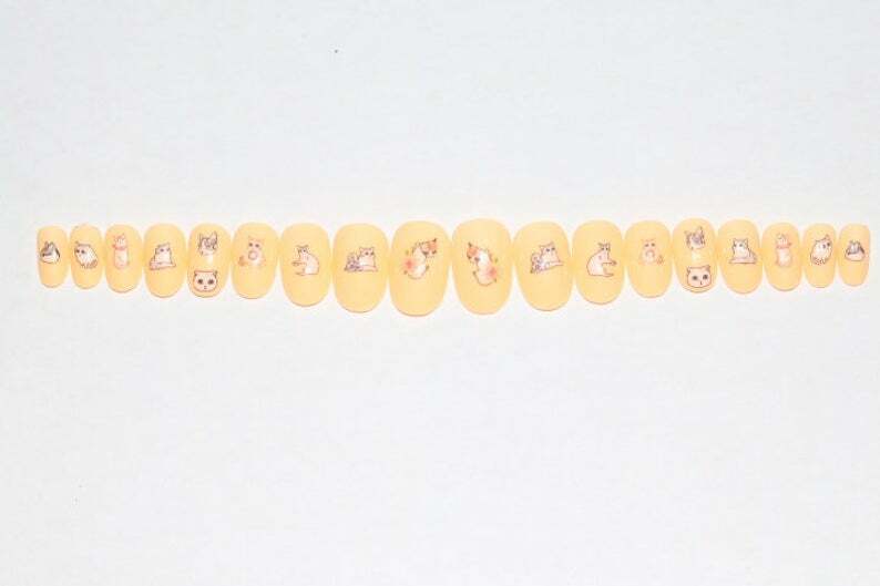 Cats- press on nail set- (Set of 18 sizes 0-8)