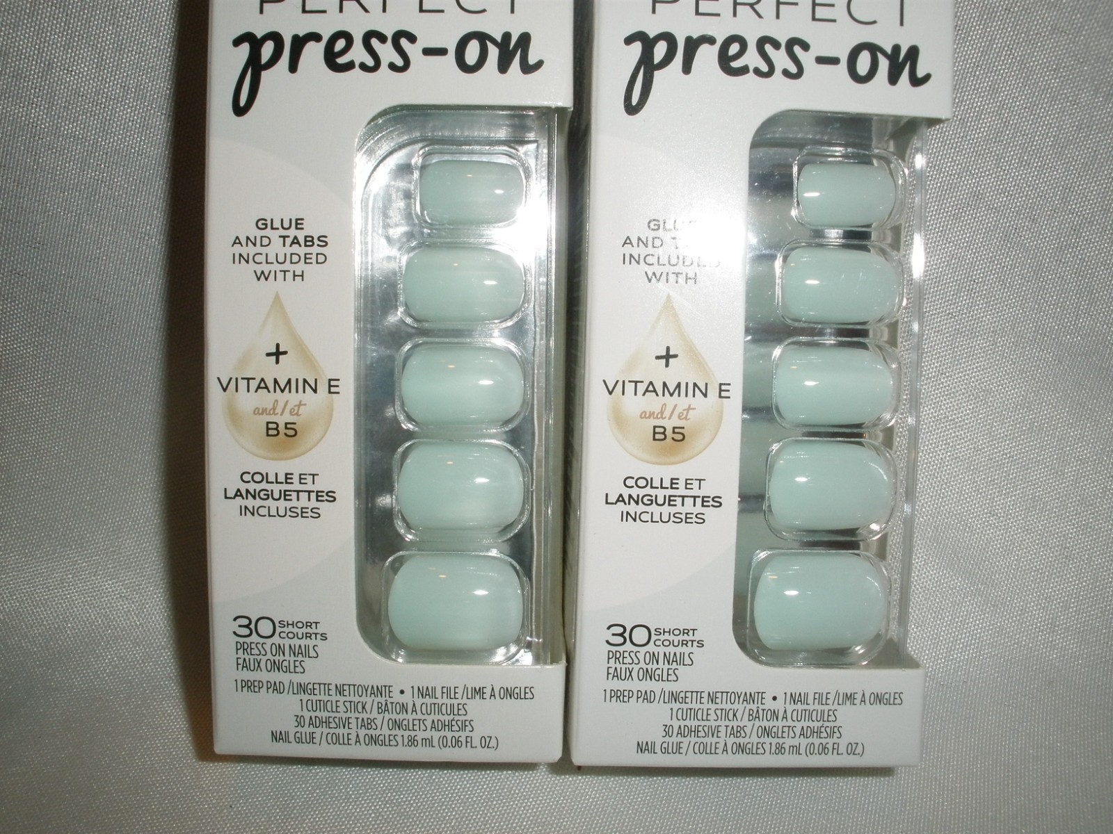 New Lot of 2 Sally Hansen Salon Effects Perfect Press On Nails In Amaze-mint