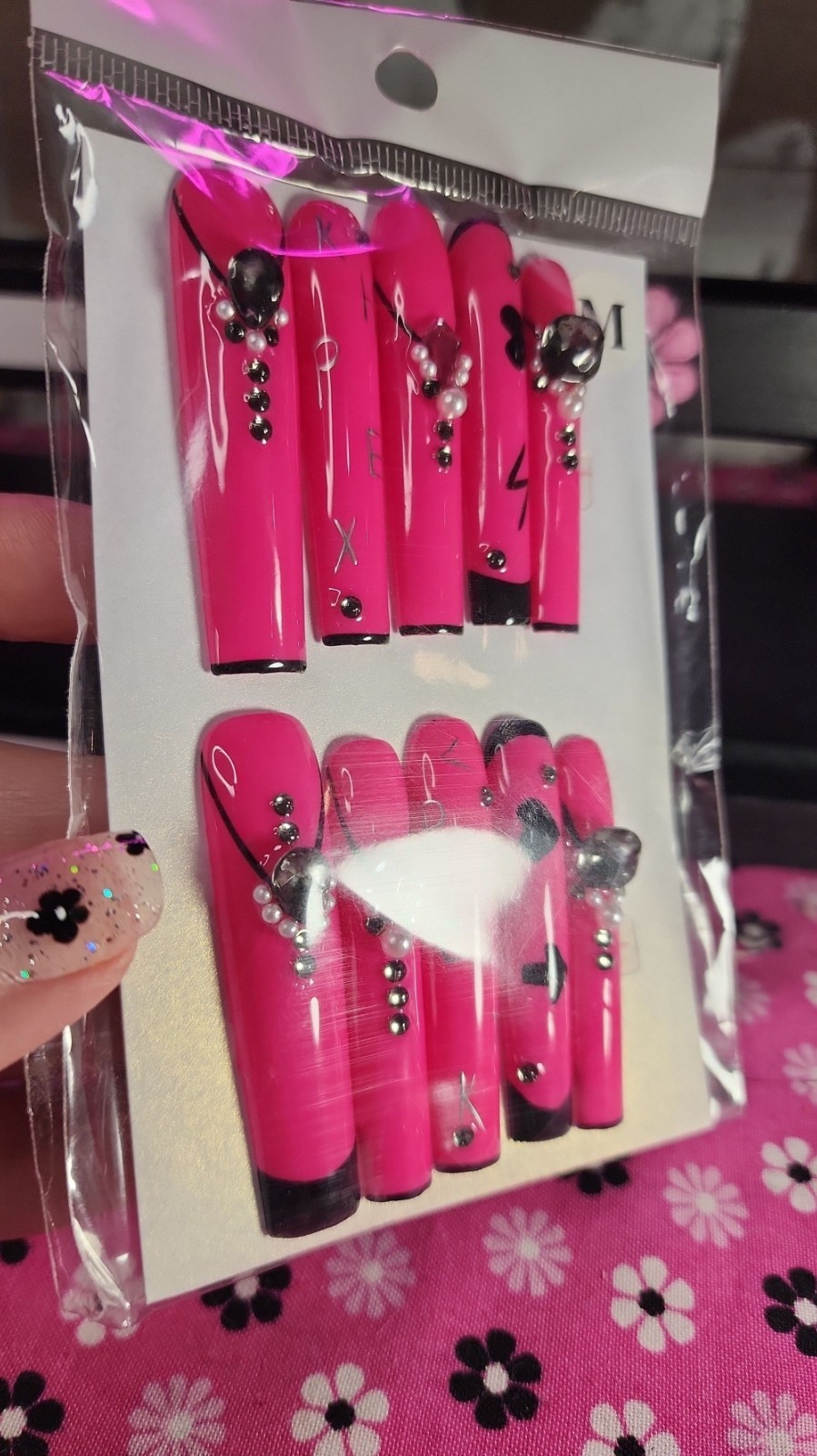 Medium Size Super Long Hot Pink Y2K Square Press-on Nail Set