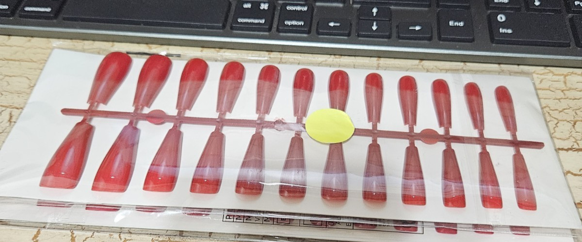 24 Pcs Press-on Nails Long Coffin Glossy – Solid Red Classic Nails