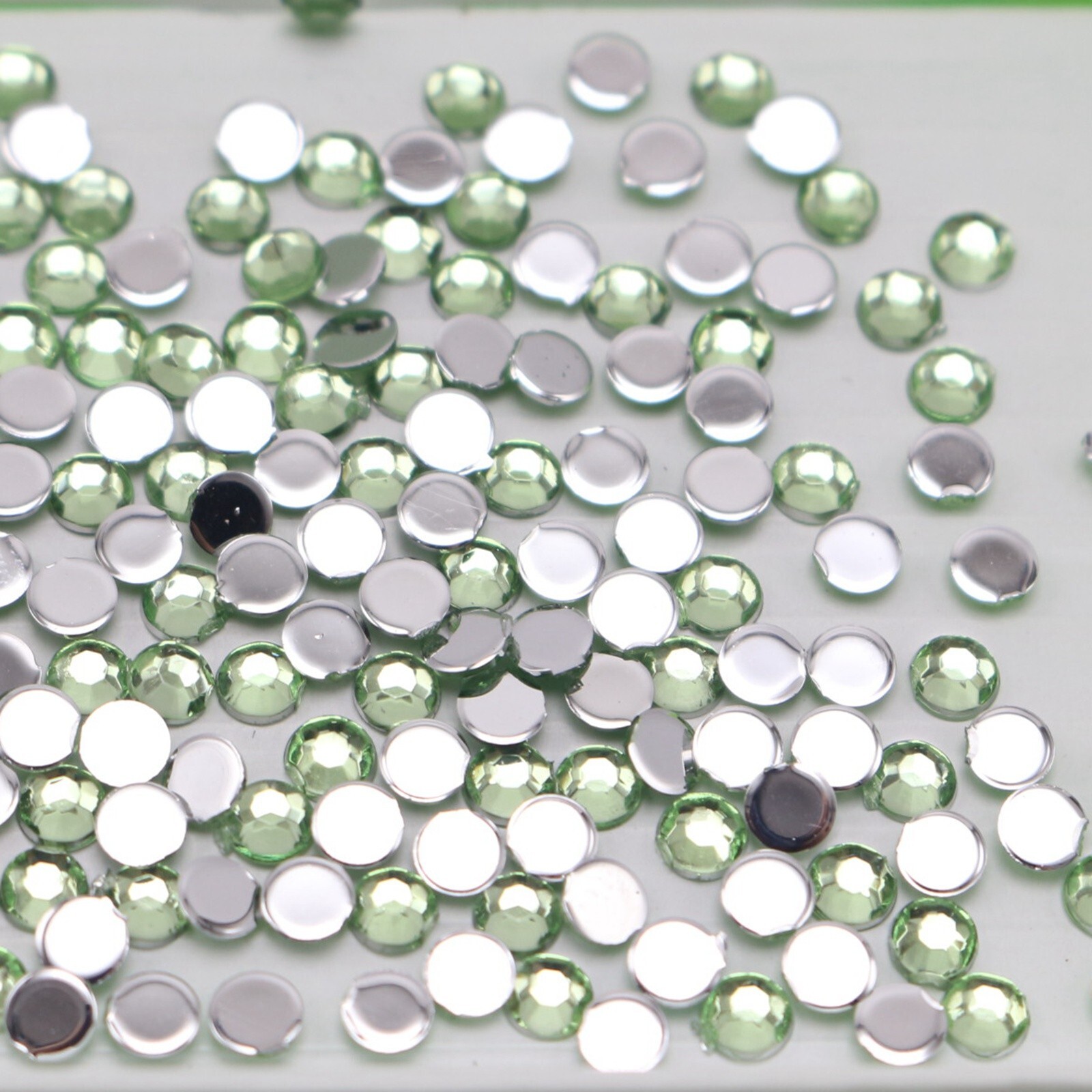 2000 light Green Acrylic Faceted Round Flatbacks Rhinestone Gems 3mm 12ss Nail
