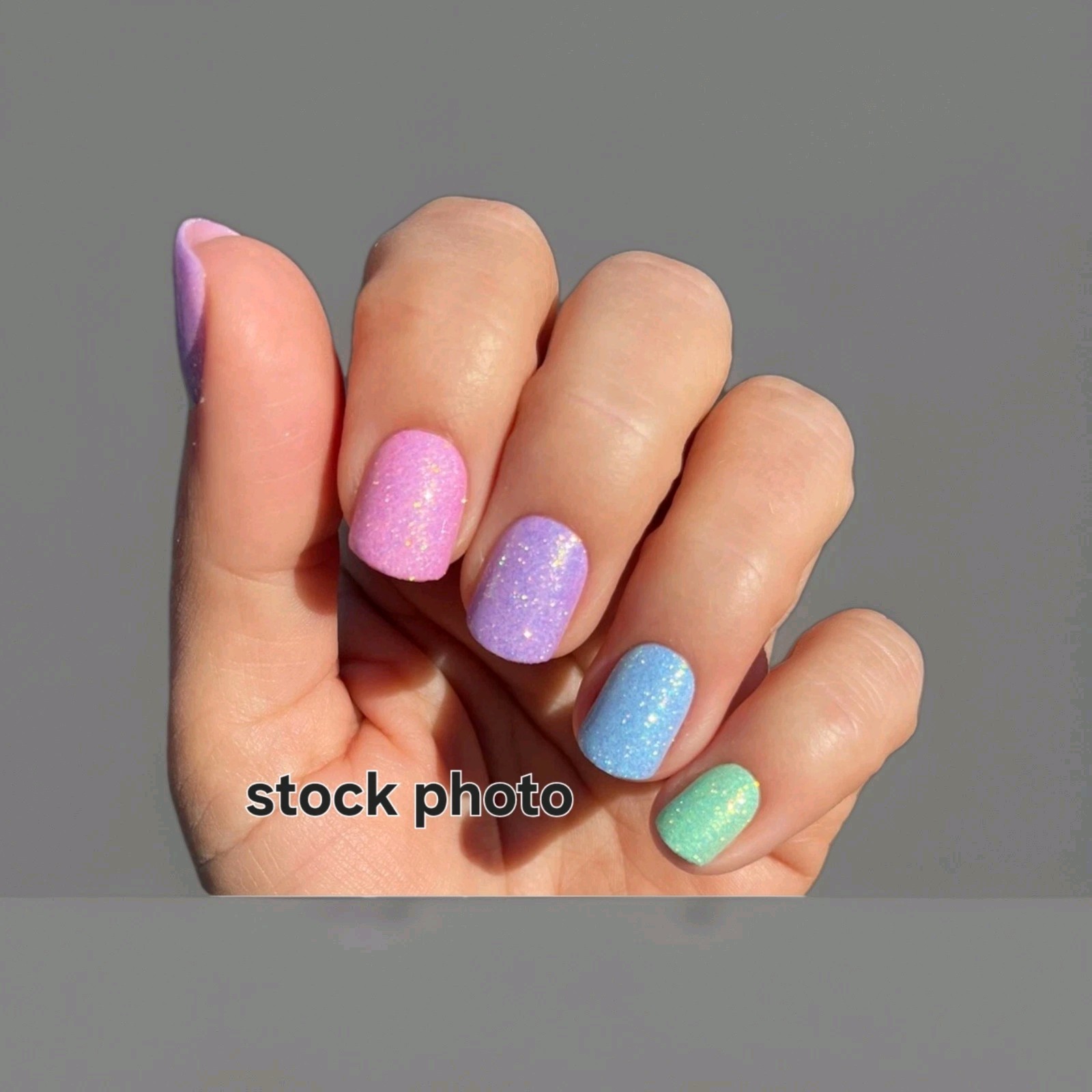 Red Aspen “No-Bunny Like You” Besties Matching Press-On Nails | Lana Nail Dashes