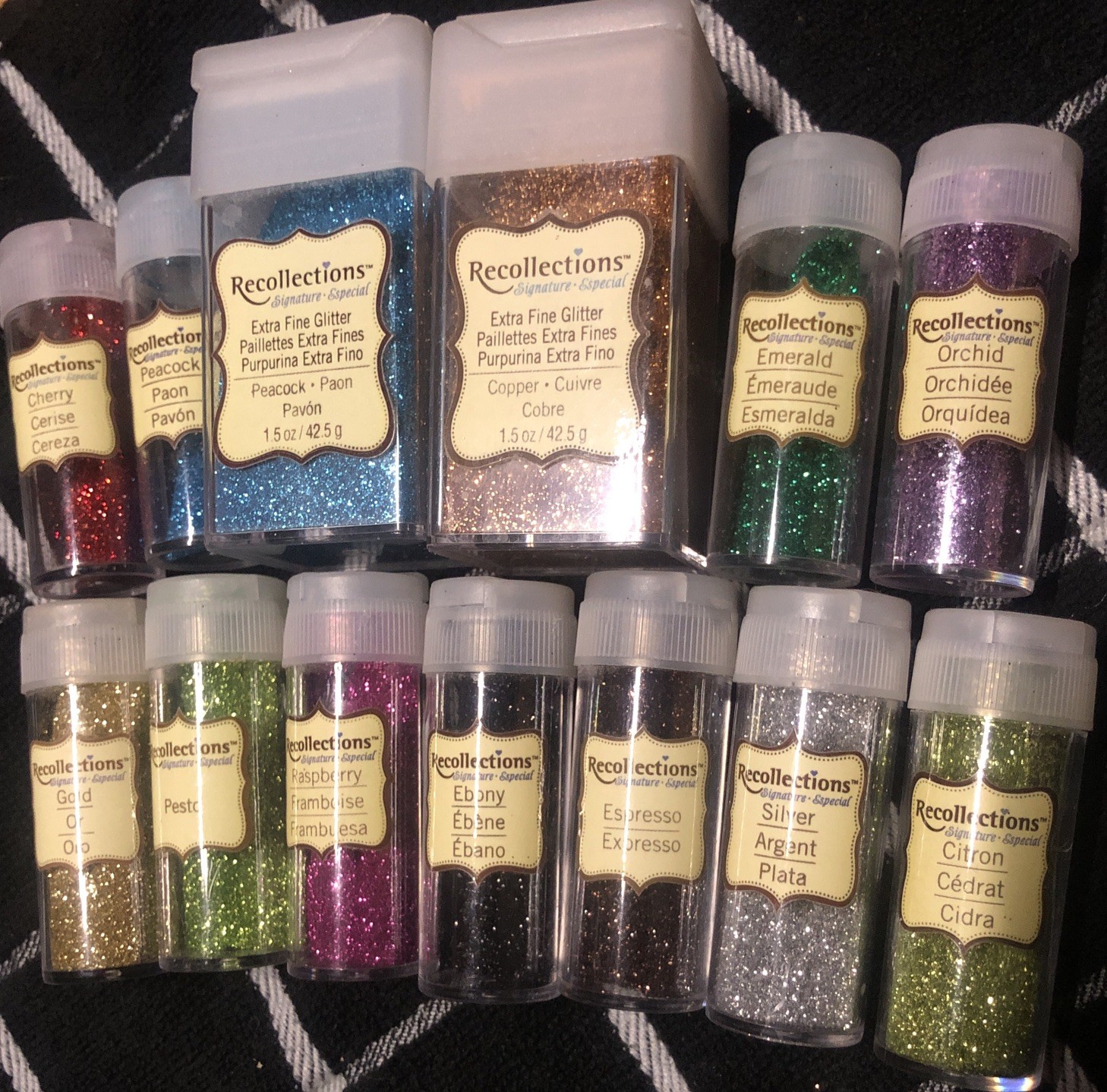 Nail Glitter 💜💙🧡🩵🩷💚 Beautiful Colors!