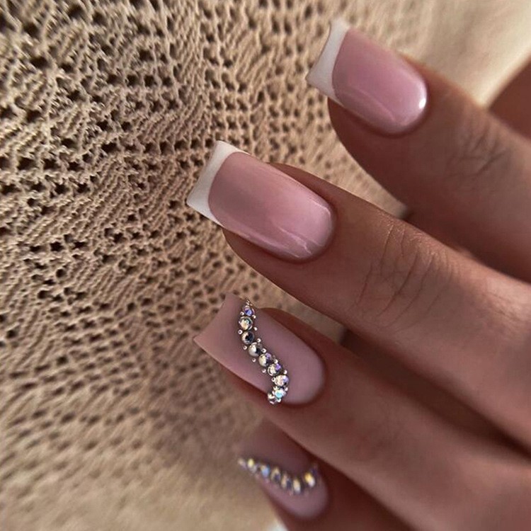 96PCS Elegant Gradient Press On Nails Rhinestone Decor Manicure for Office Daily