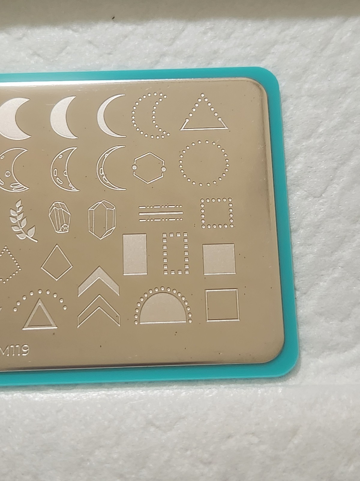 Maniology Nail Stamping Plate – M119 – Crystal Moon