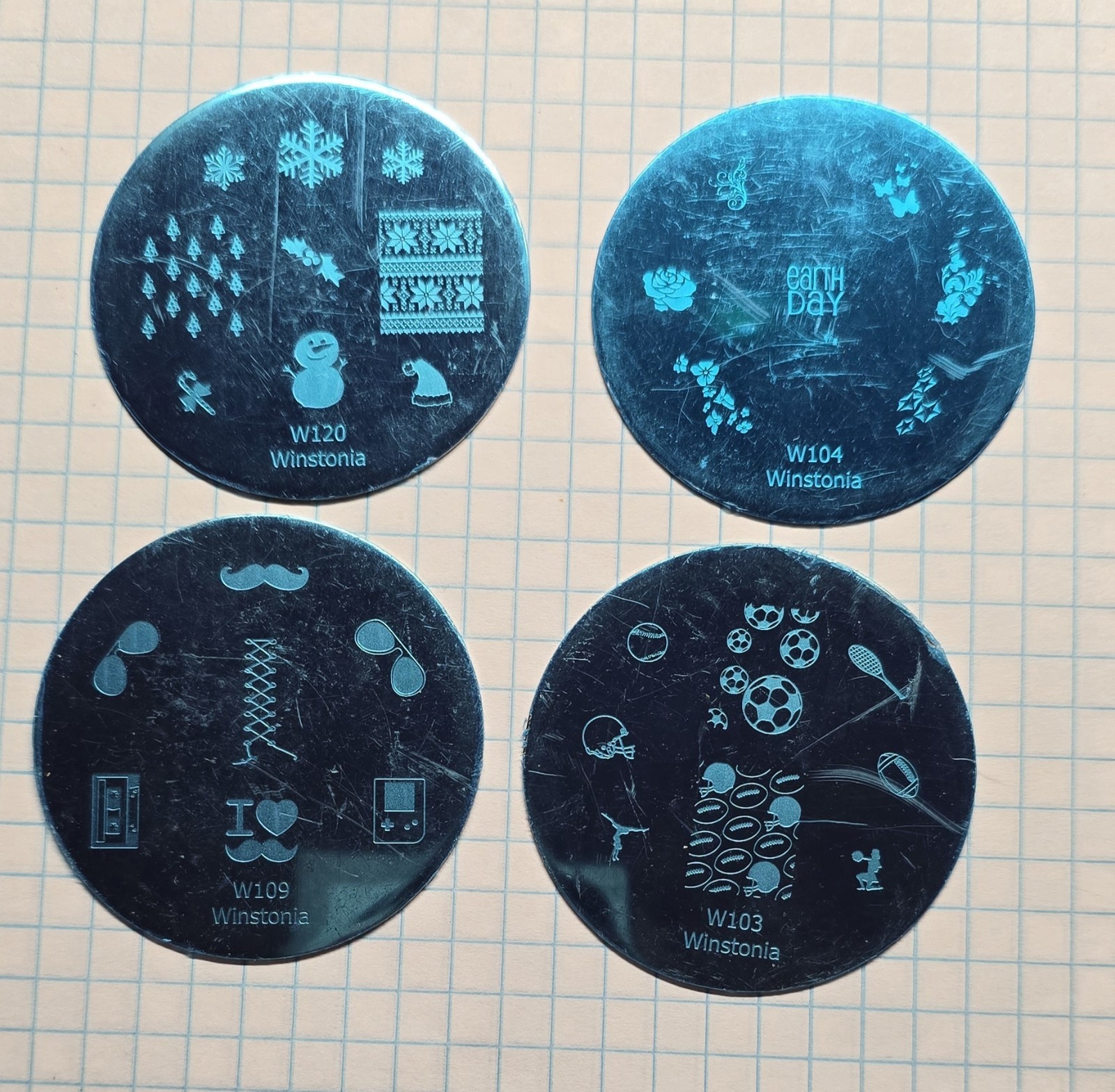 Wistonia Bundle Of Nail Stamp Round Plates Valentines Day Halloween Lot Of 14