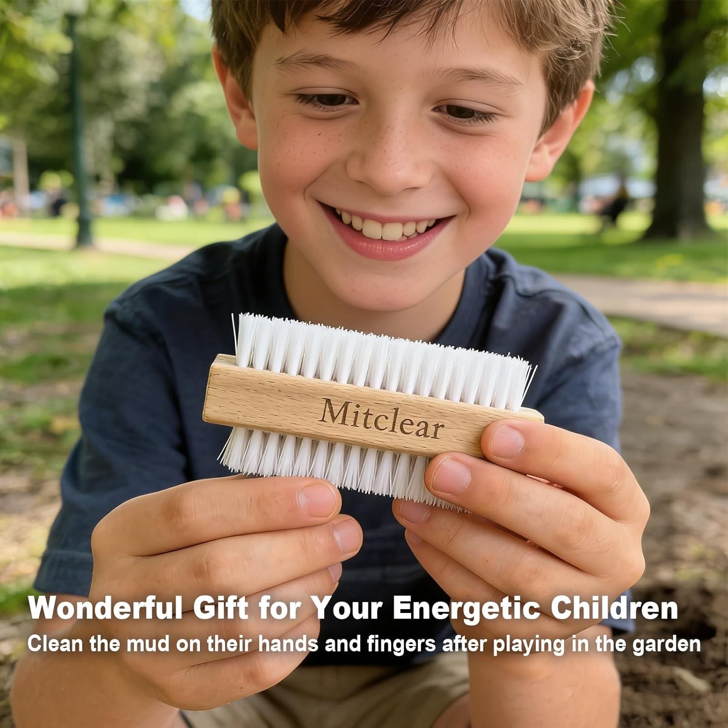 Mitclear Wooden Nail Brush, Nail Scrubbing Brushes with Hard Plastic Bristle