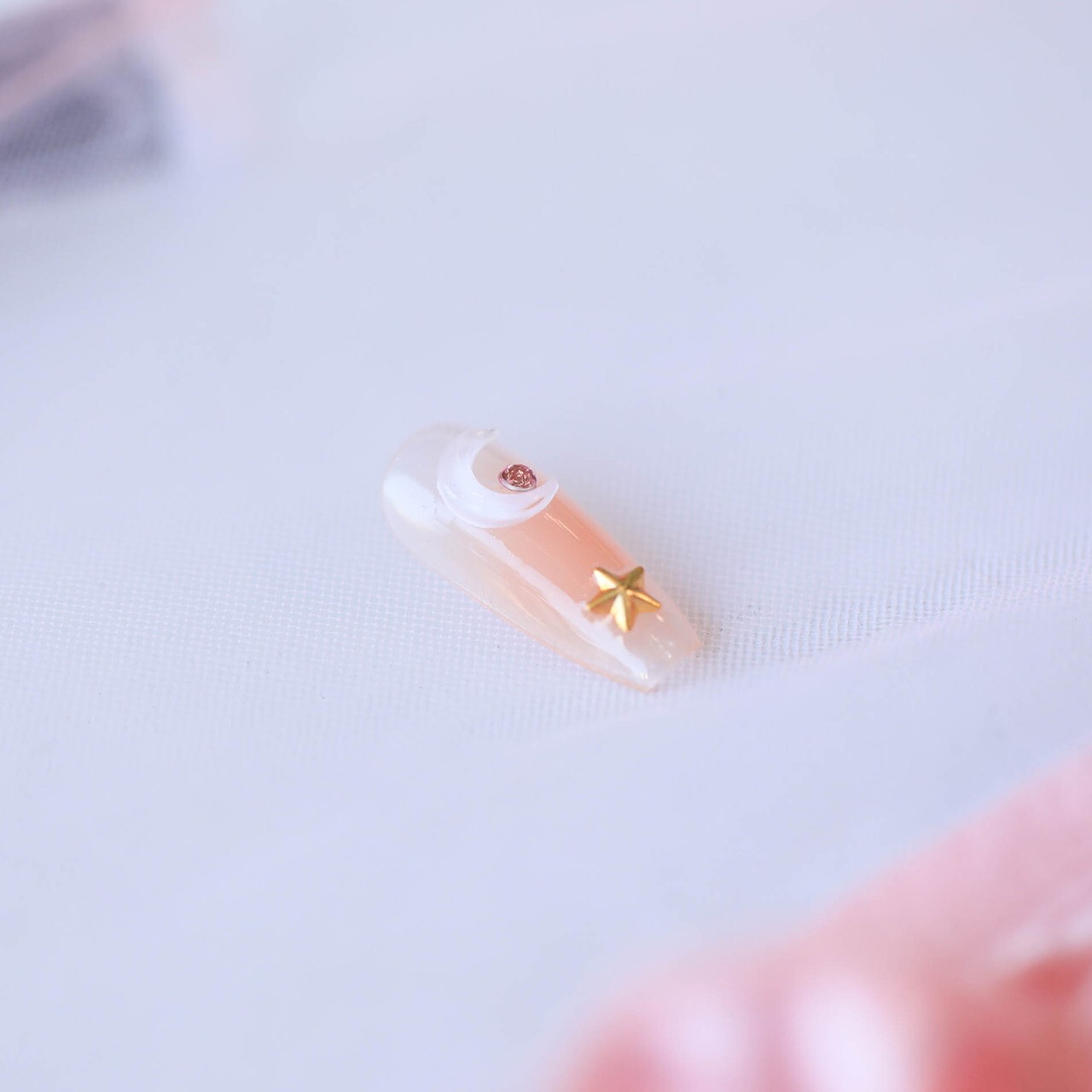 15Pcs Blushing Petal Nail Art by Handmade