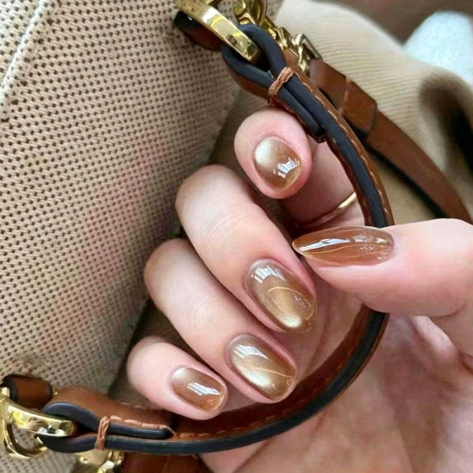 Autumn and Winter Amber Cat Eye Press-On Nails, Advanced Minimalist White-Enhanc