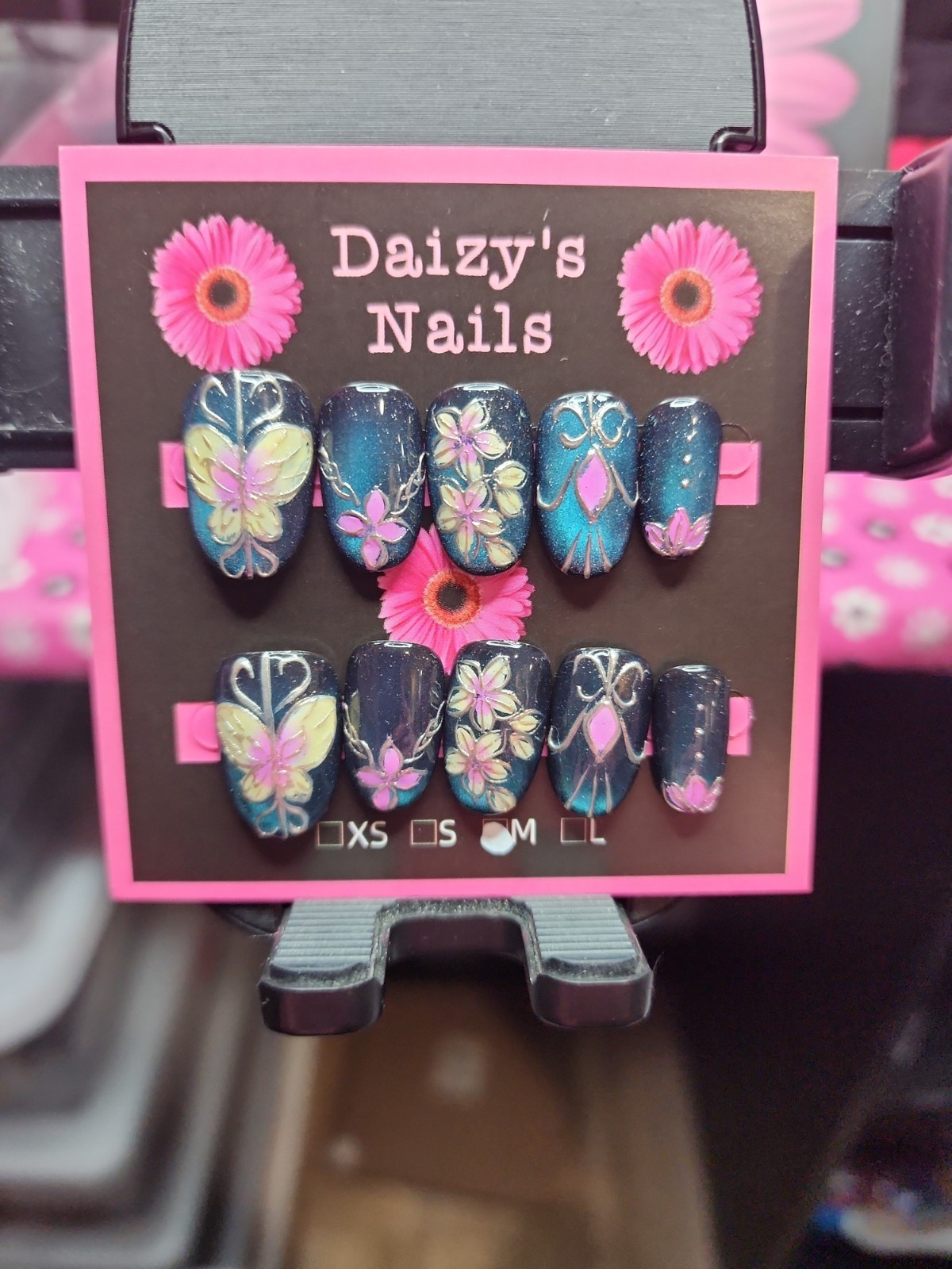 Medium Size Purple Floral Press-on Nail 10Pc Set Handmade Oval 2.0 Cm Length