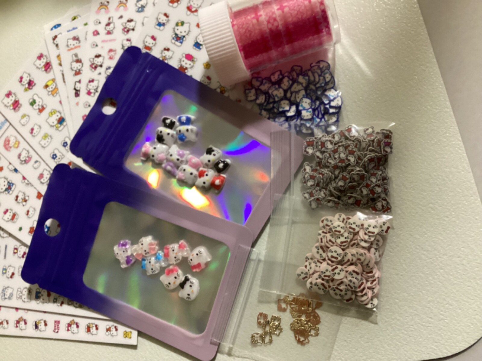 Grab bags Cartoon Hello Kitty Flat back Nail Art Manicure Decors Charm lot