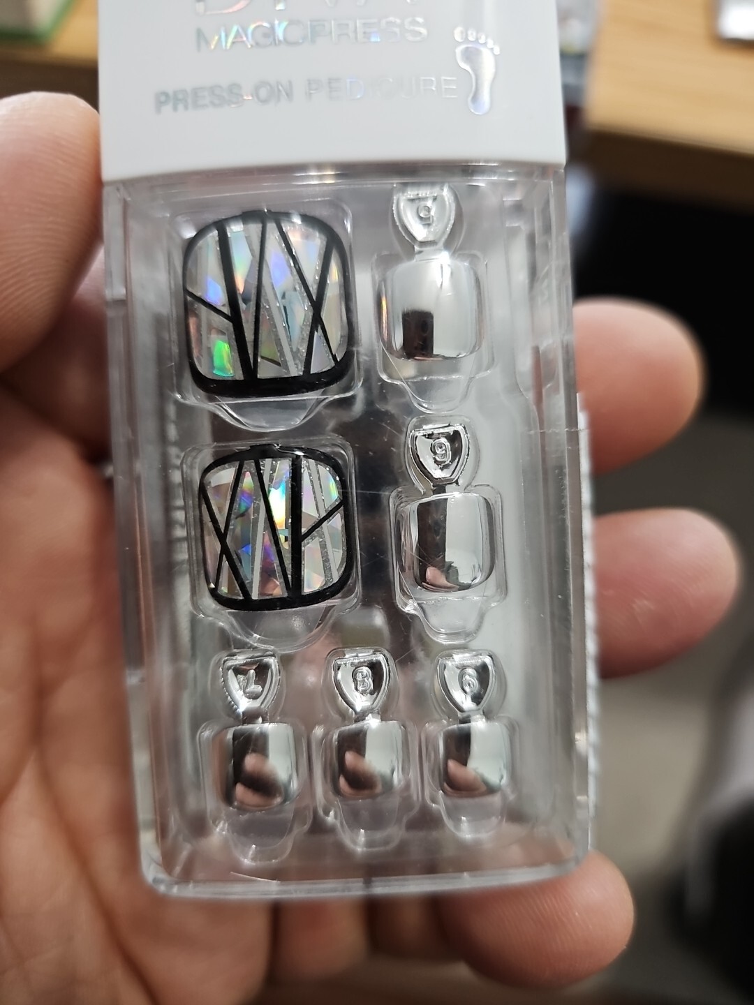 Magic Press: Press-On Nails MDR 180P, MDR 166PP, Travel Perfume Spary Refill