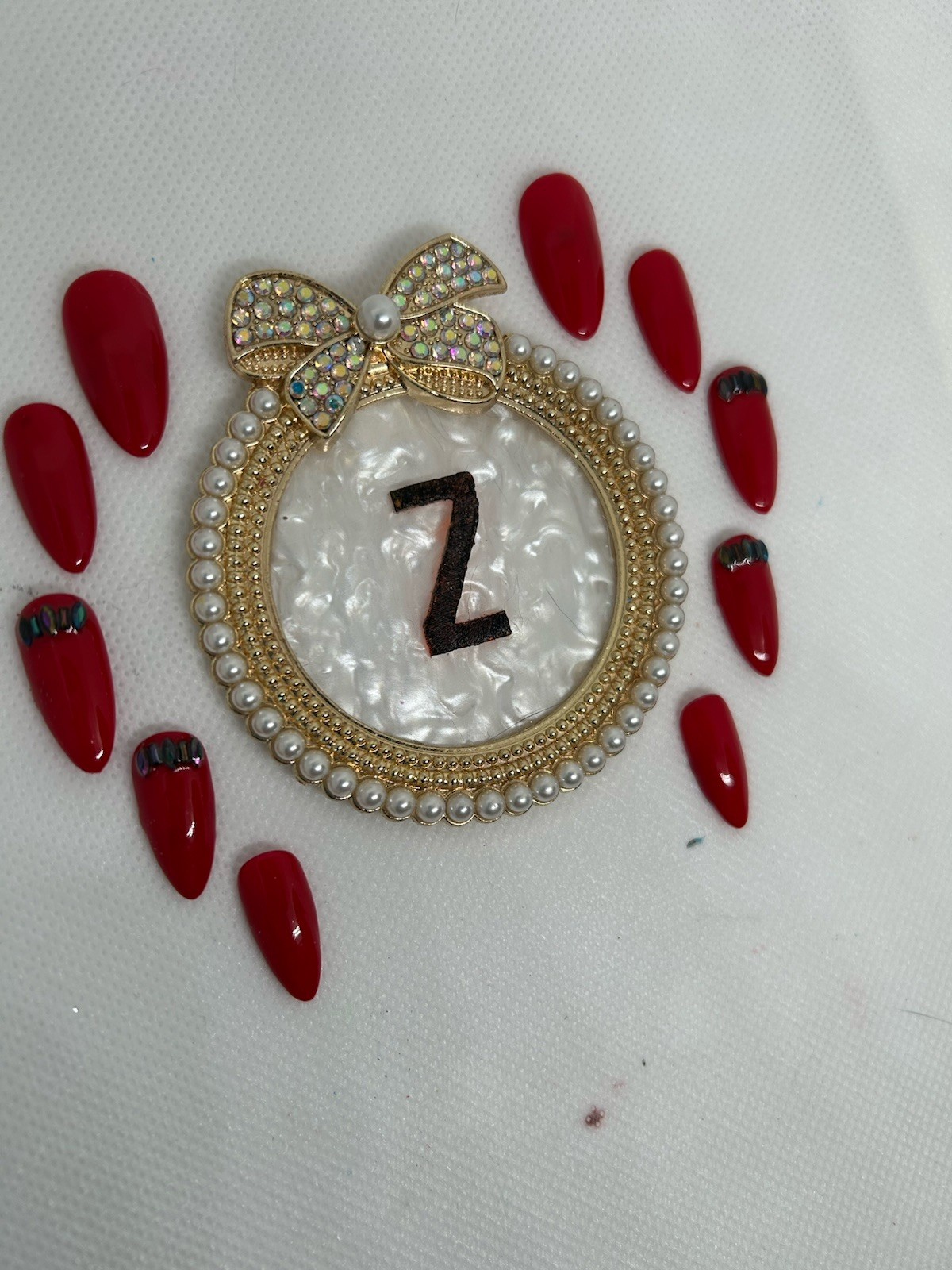 Z NAILZ! Handmade Classic Red M Almond Press On Nails With Bling