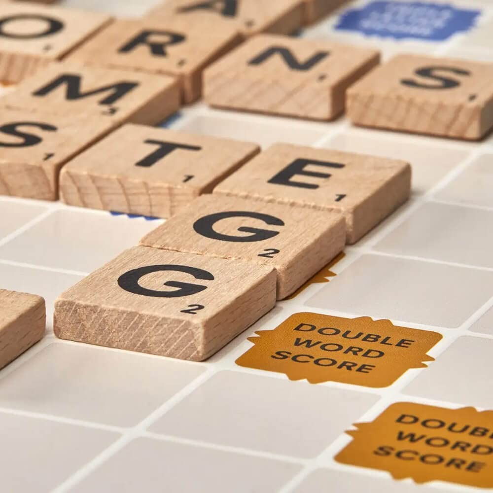 Hasbro Gaming Scrabble Board Game, Classic Word Games Medium, Not Applicable