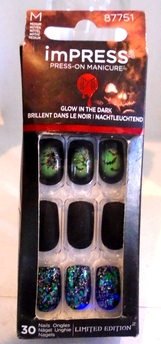 Kiss Impress~Halloween Press-On Manicure~Glow in Dark WITCHFUL THINKING 87751
