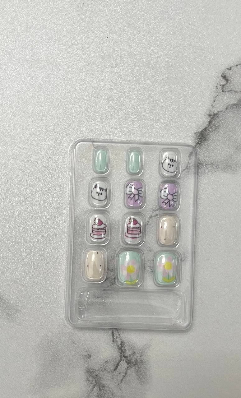 Kawaii Press-On Nail Set + Jelly Glue Tabs Bundle – 12pcs Cute Bunny Fake Nails
