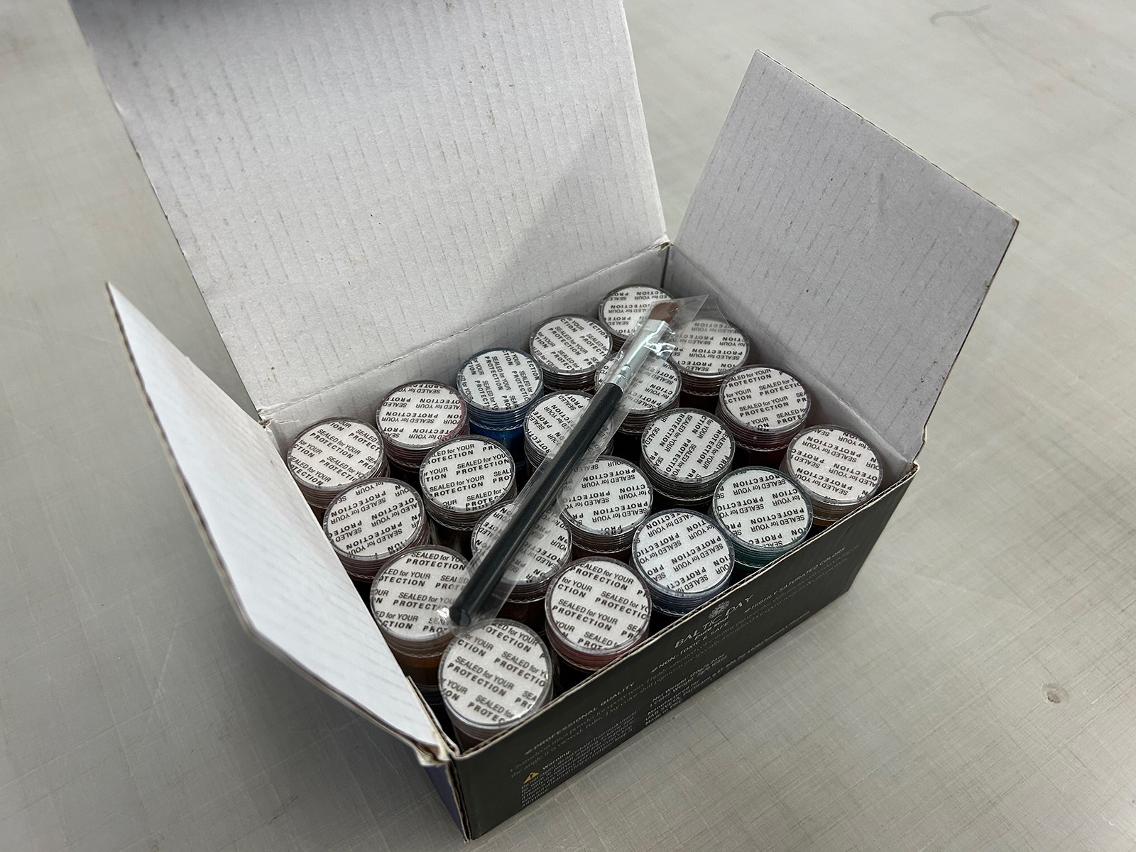 Baltic Day 40-Color Chameleon Pigment Set – Color-Shifting Magic