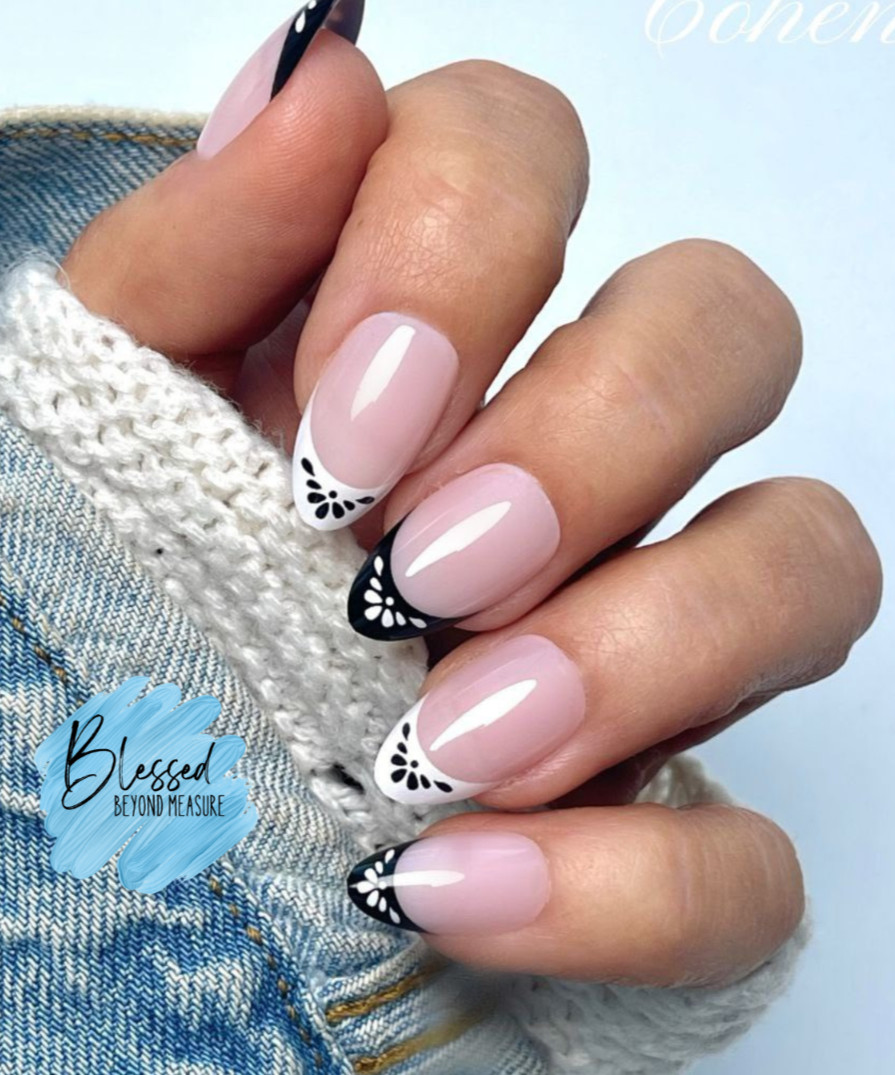 Red Aspen Press On Nails Cin Cin, Cohen~ Black & White ~French Tips -Med-Almond