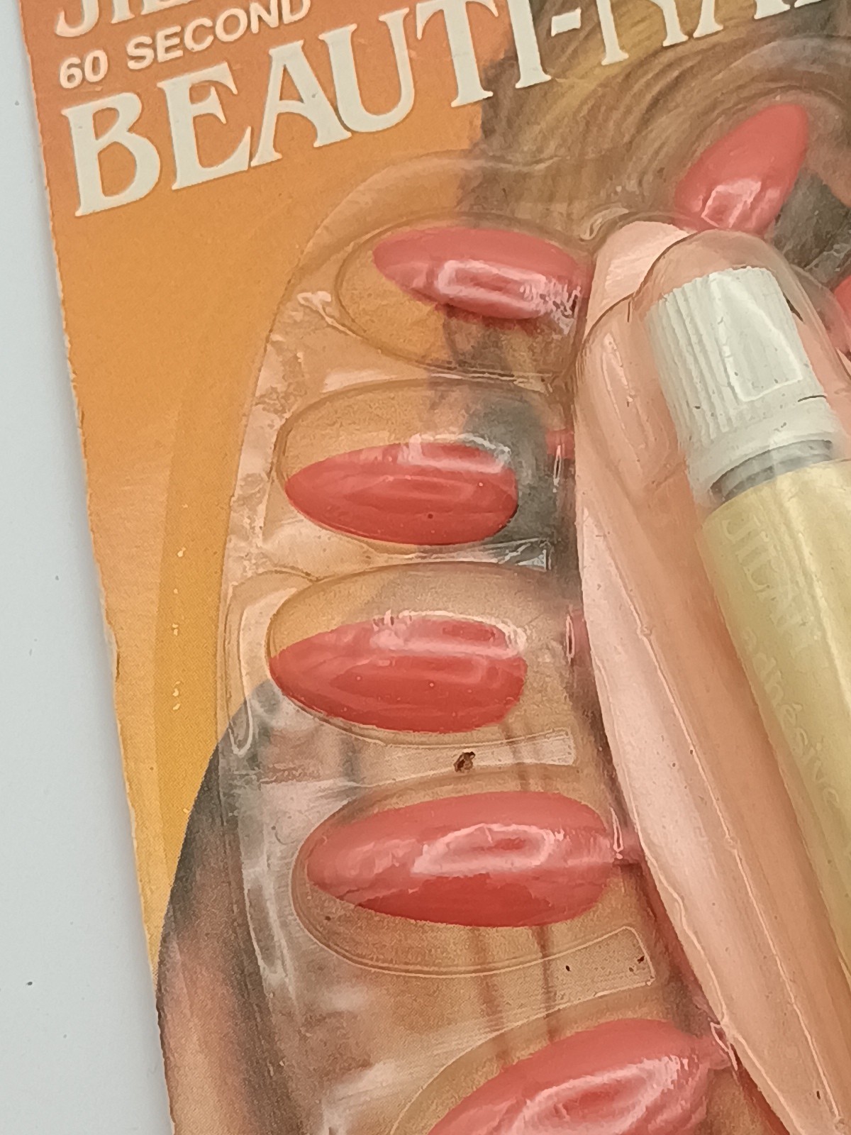 NEW VINTAGE Jilan 60 Second Beauti-Nails with Adhesive Slim #106 USA