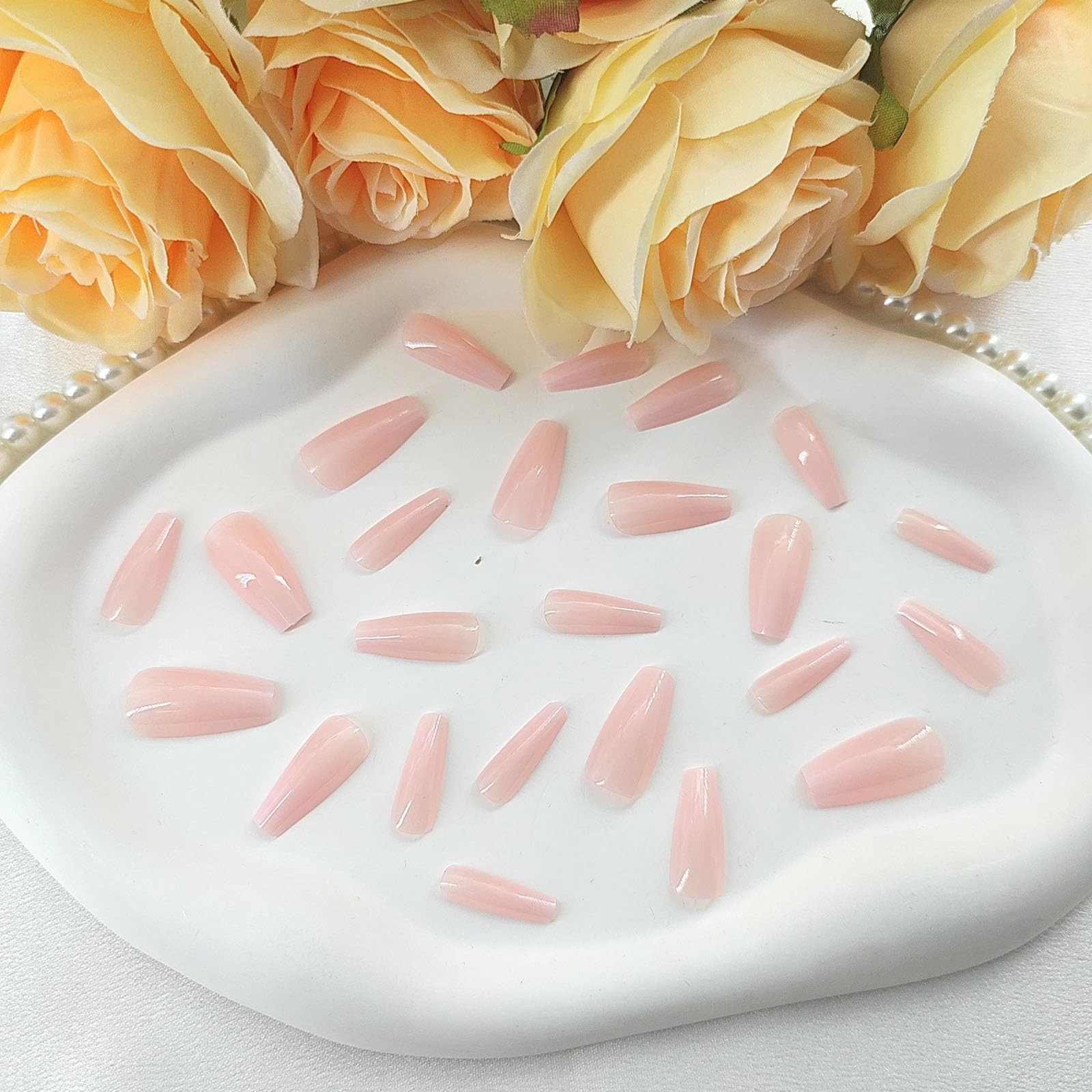 Coffin Press on Nails Medium White Gradient False Nails with Glossy Design Gl…