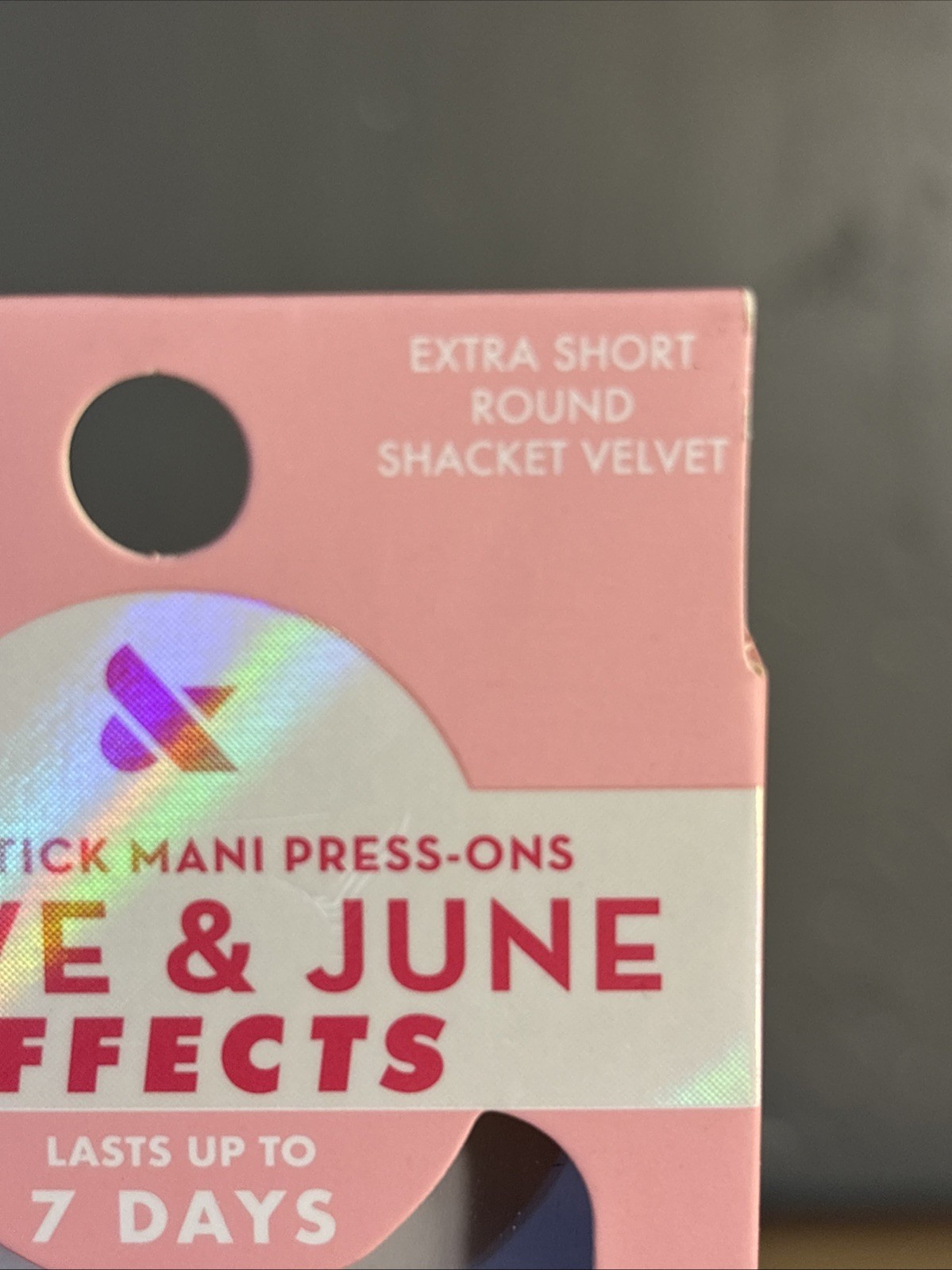 Olive & June Super Stick Mani Press On Nails Extra Short Shacket Velvet