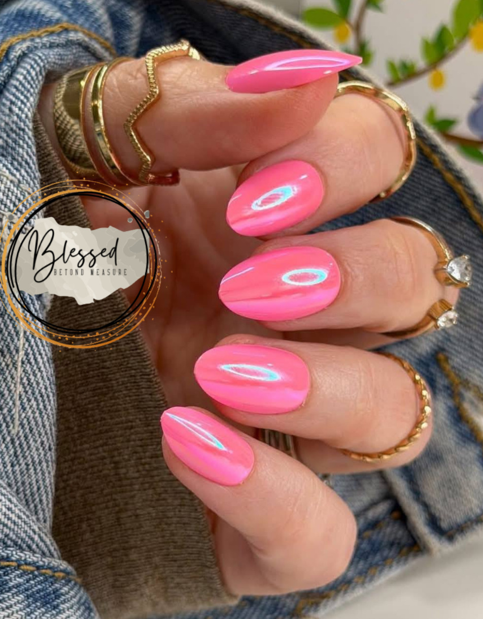 Red Aspen Press On Nails- Sunlit & Sweet, Sheree-Pink Medium Almond