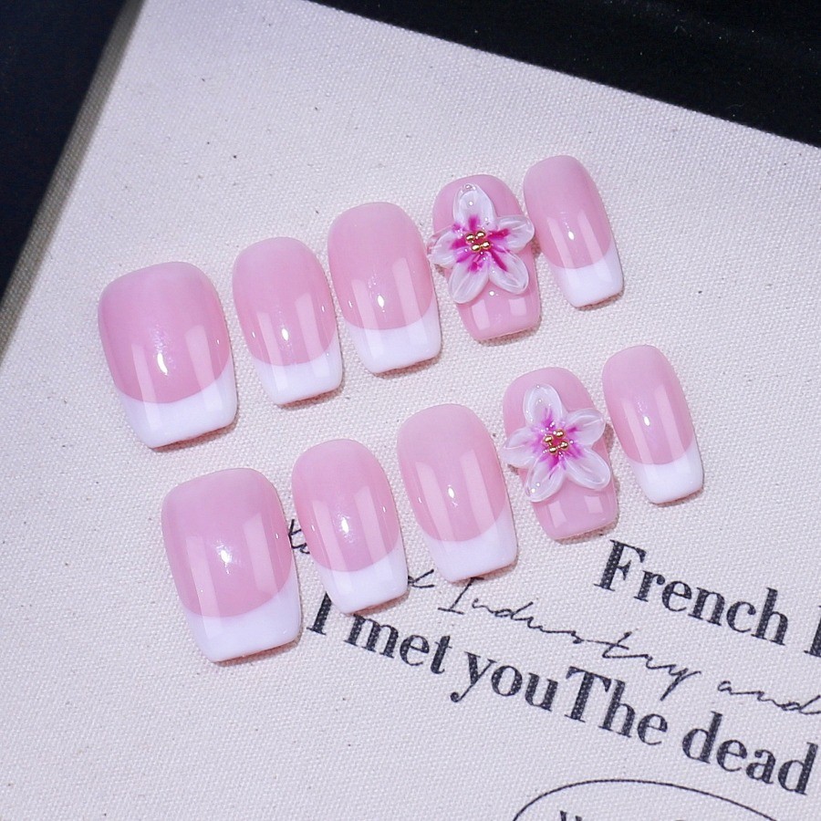 10pcs Luxury French Press on Nails 3D Carved Medium Square Fake Tips