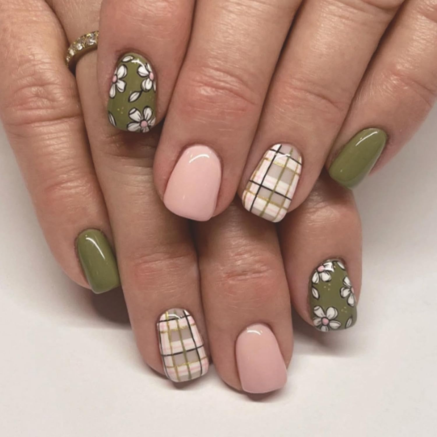 Short Press on Nails Green Square Fake 1 Fl Oz (Pack of 1) Square Flower-31