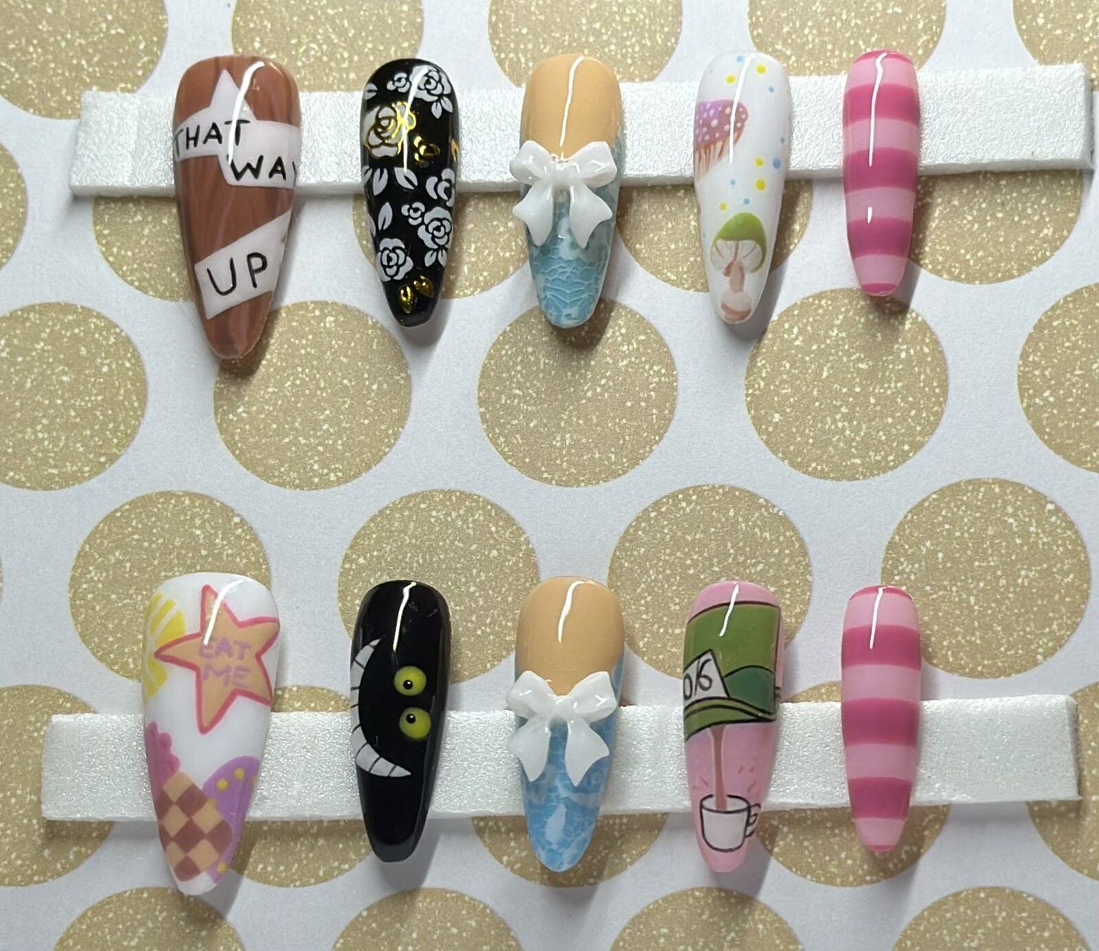 Alice In Wonderland Press On Nails