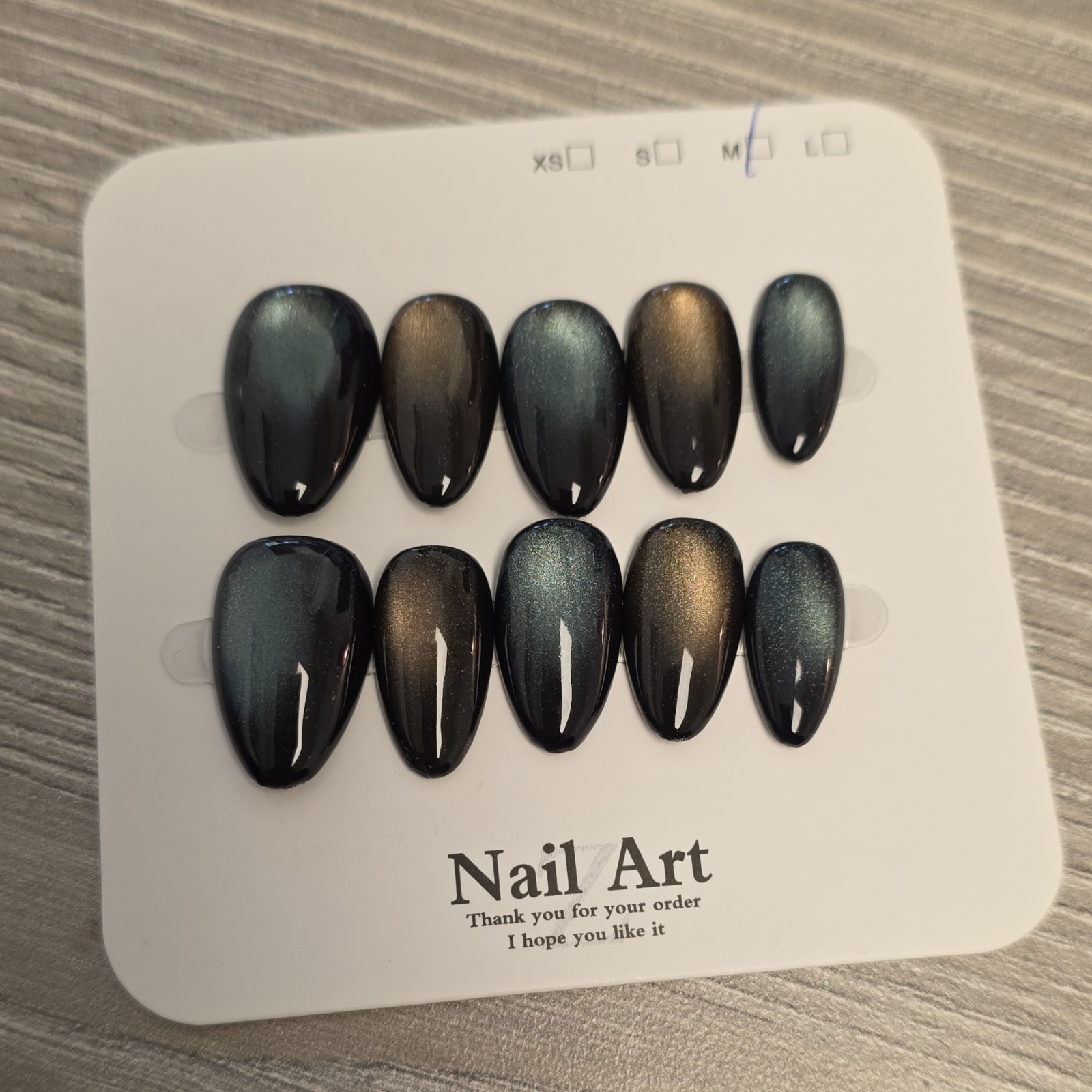 Nail Art Black Green Gold Shiny Cateye Medium Oval Press-On Nails Set Full Cover
