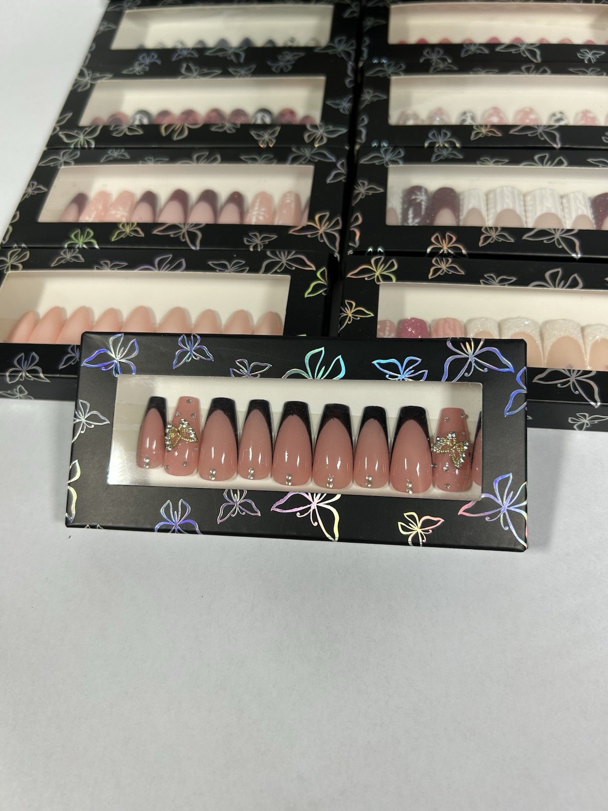 (Lot of 18) Press On Nails – Handmade / Boutique Style – New – Mixed Designs
