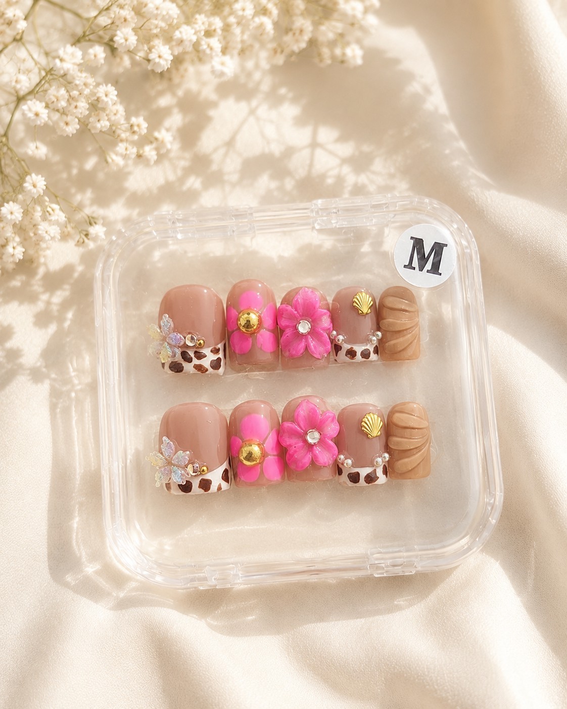 Luxury Handcrafted Press-on Nails Medium Set. 10 Nails. New In Box