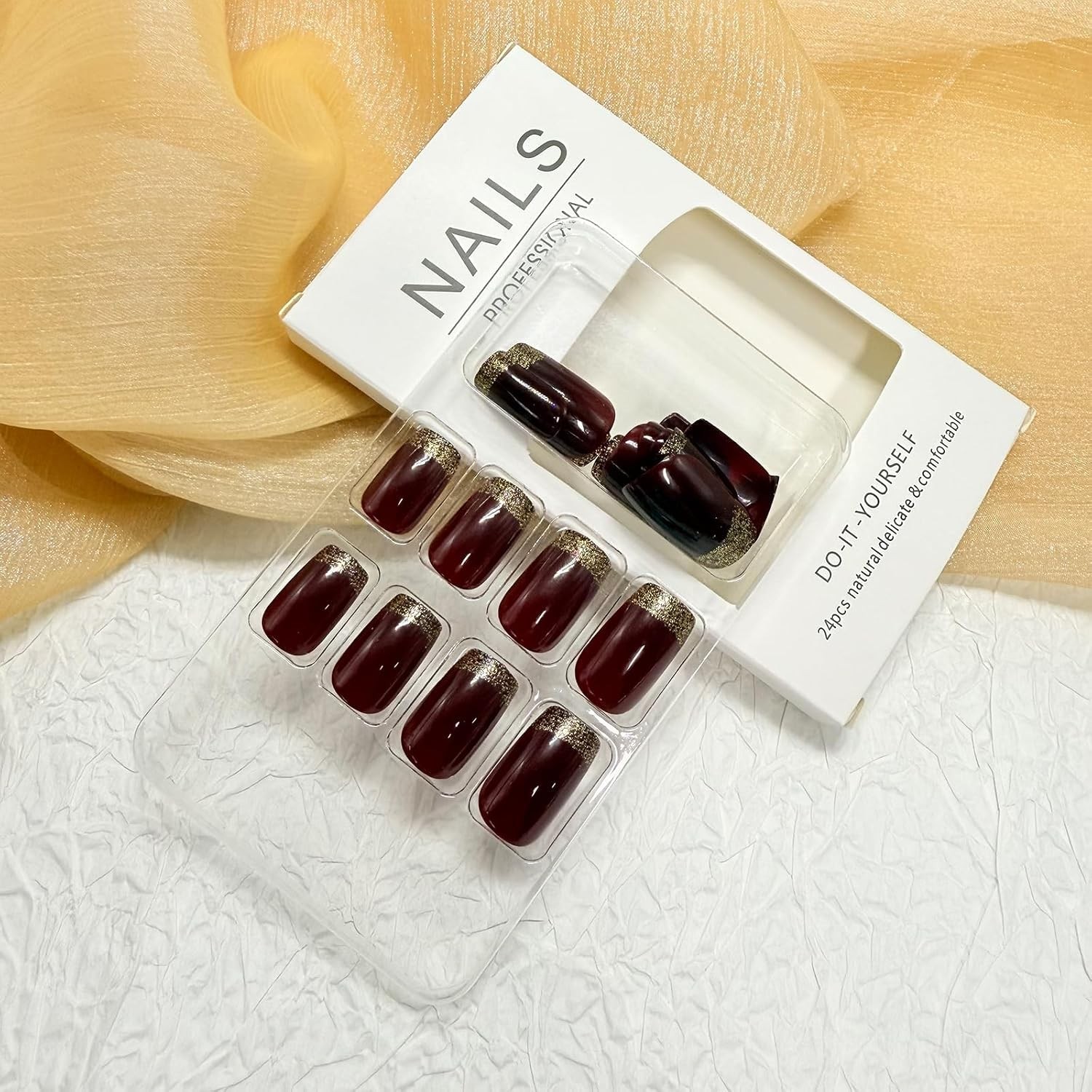 Square Press on Nails Medium Fake Nails with Designs Gold Sequins Stick on Na…