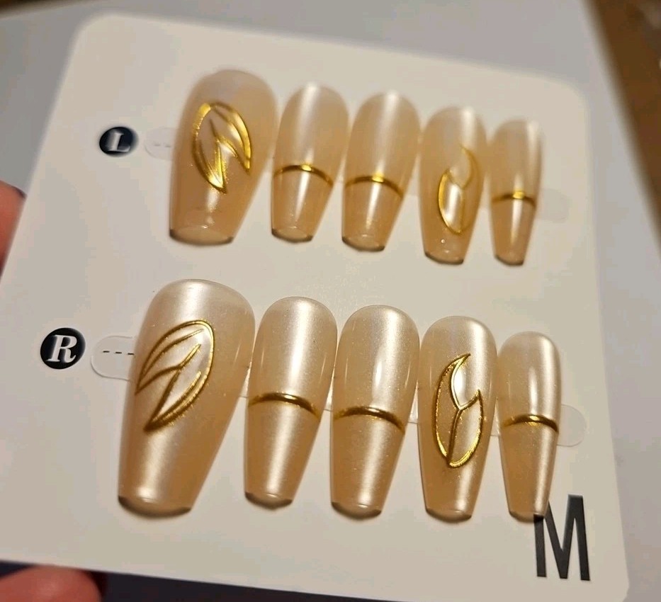 Press-On 10 2 Tone Pale White Brown Cat Eye Nails