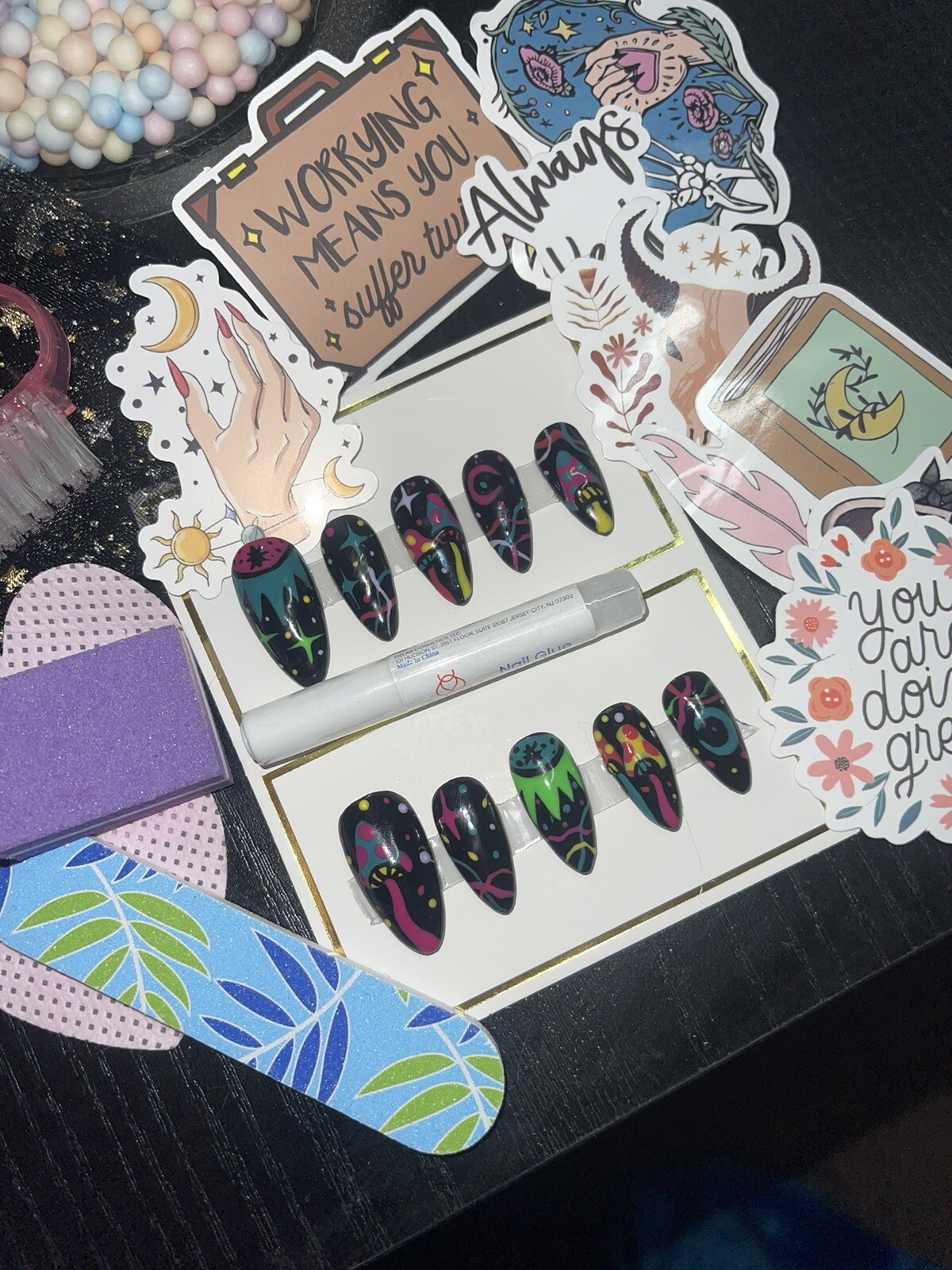 Trippy Handpainted Press on Nails includes Prep Kit