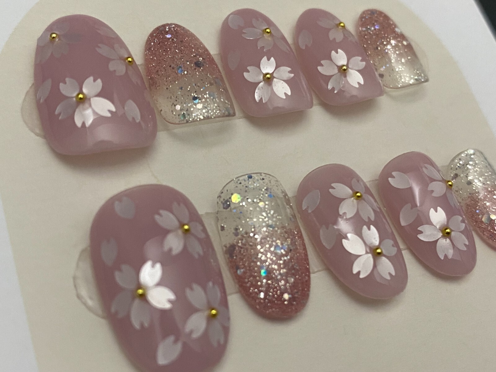 custom Nails Handmade press on nails-10 pcs-Medium-pink shinny flower
