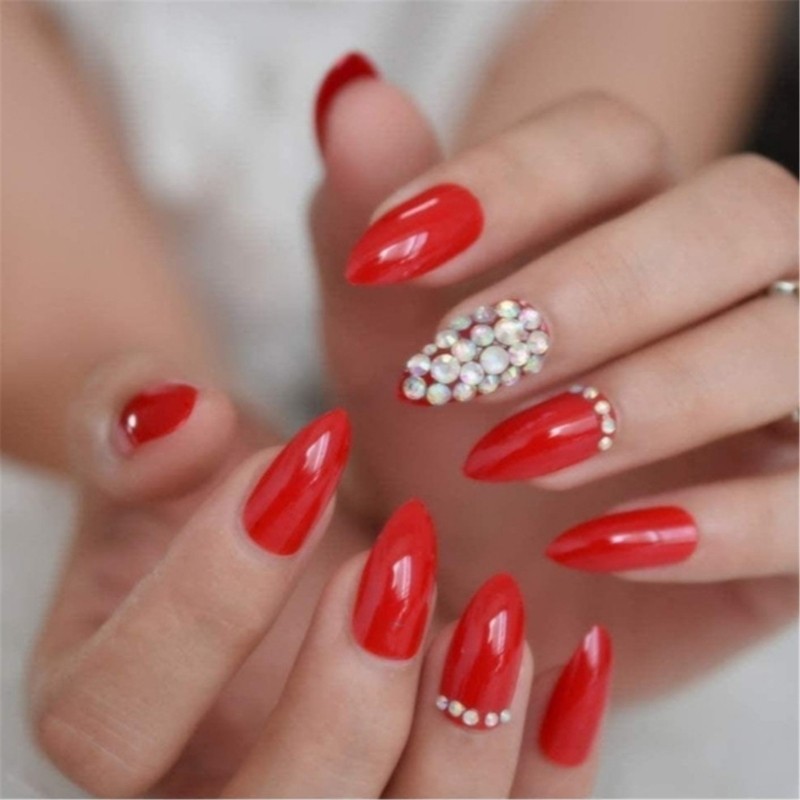 24 Pieces Trendy False Nail Full Cover on Nail Manicure for Any Occasion