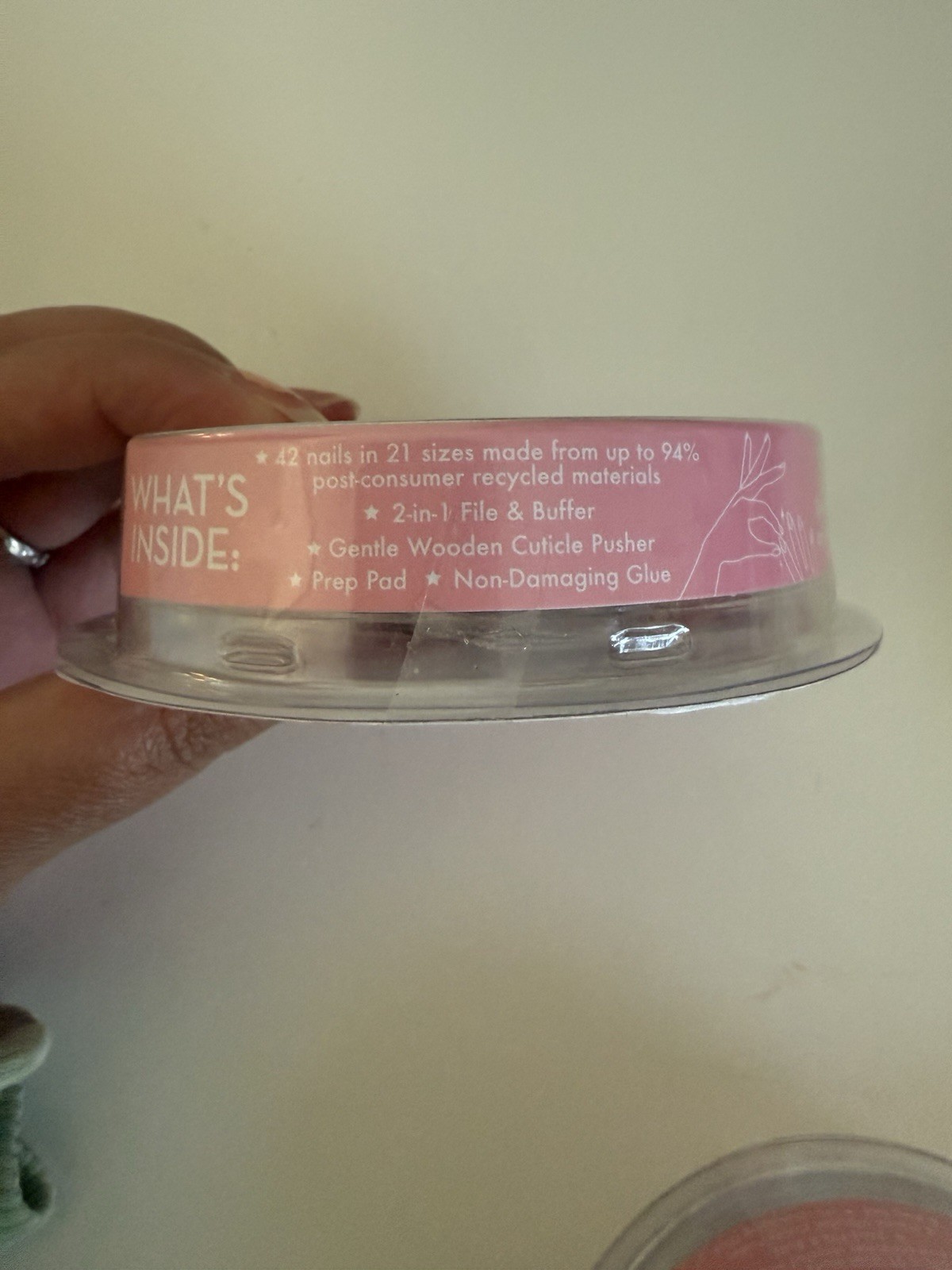 Olive and June The Instant Mani Press On Nails- Medium and Extra Short Length