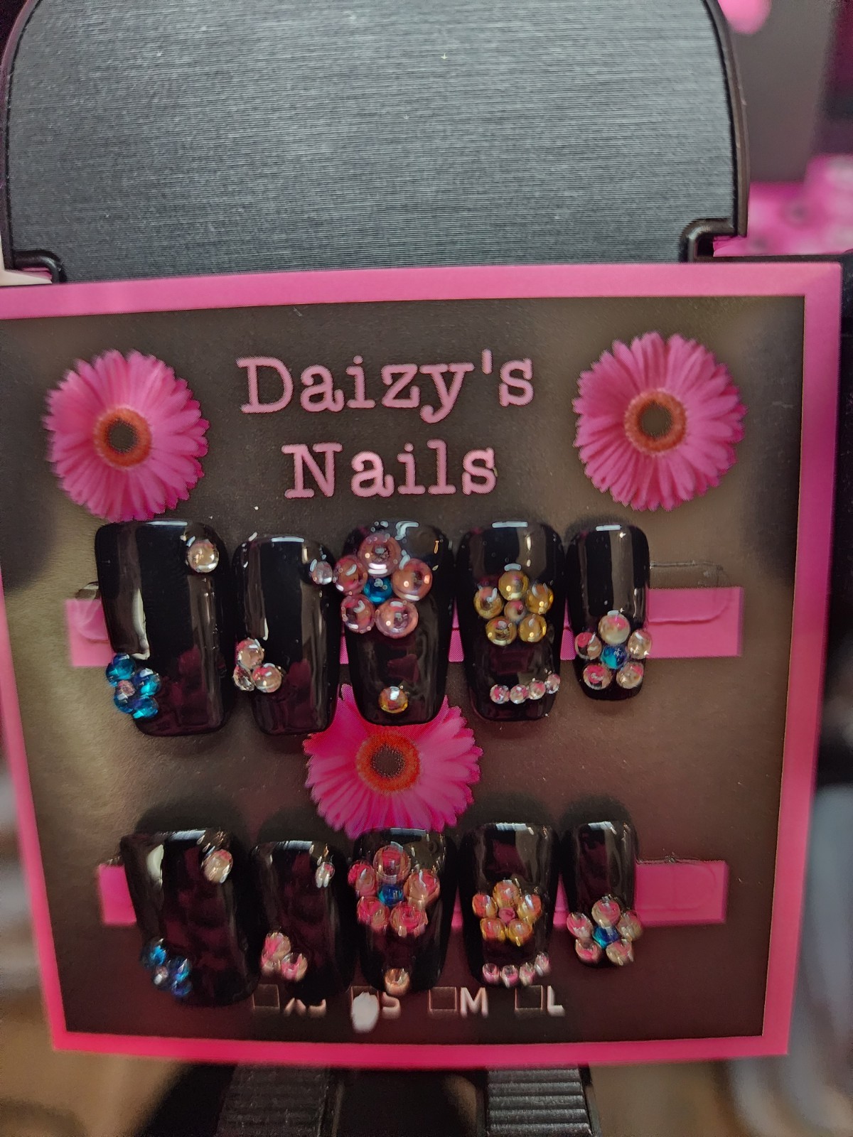 Small Size Black Flower Gems Press-on Nail Set Handmade Squoval 2.0 Cm Length