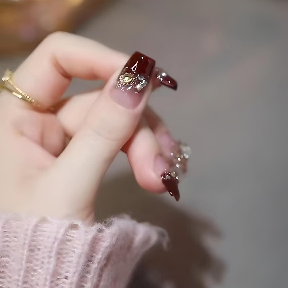 Trendy UV Gel – Burgundy French Style Crushing Rhinestone Bridal Nail Patch Set