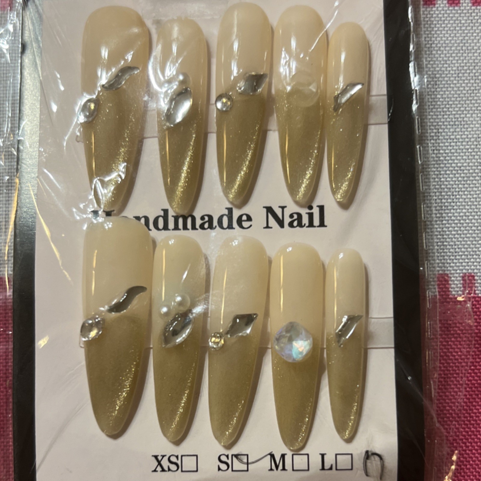 8 Small Sized Nail Press On Sets