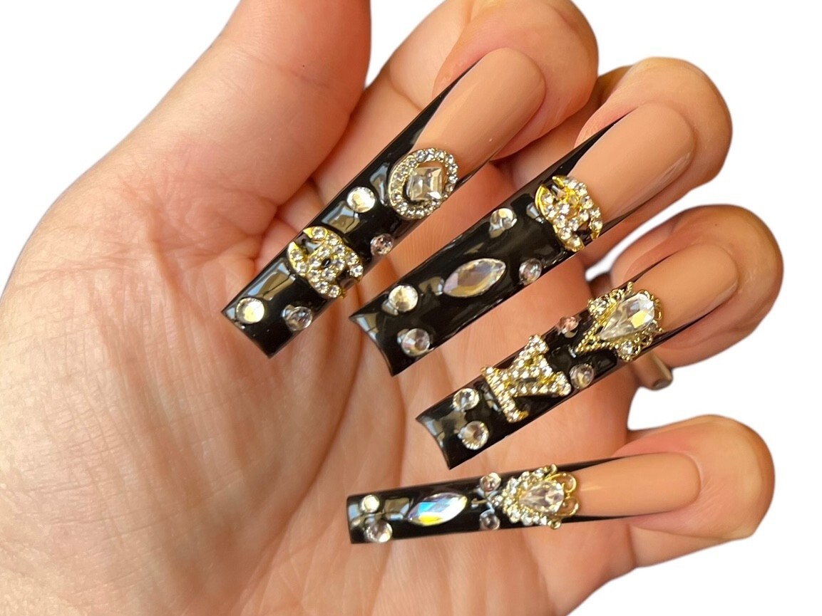 Luxurious Handmade Acrylic Press On Nails – A27 – High Quality & Reusable