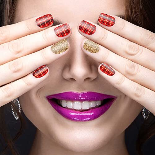 16 Sheets Red Plaid Nail Polish Strips for Women Nail Stickers Red Plaid Style