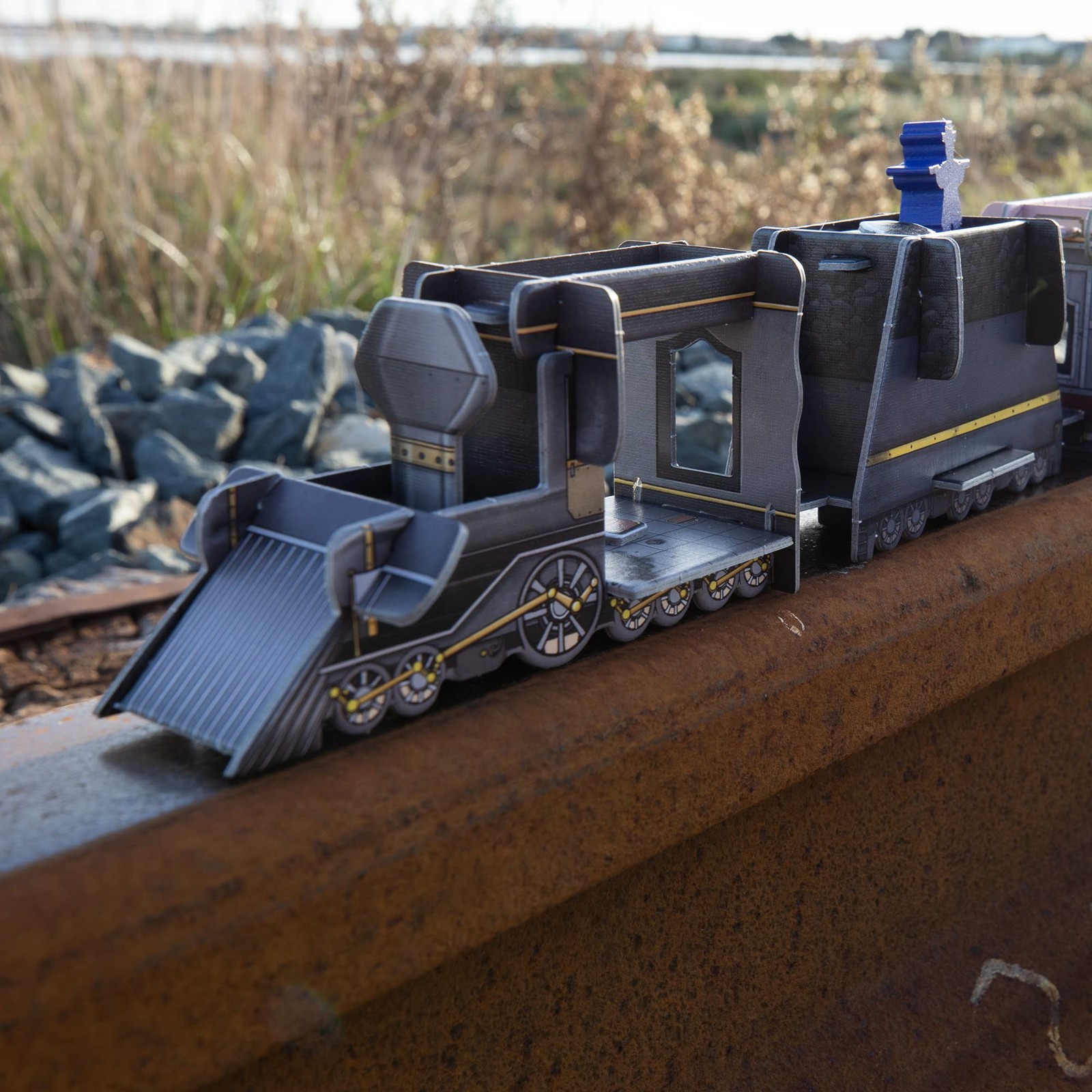 Colt Express Couriers & Armored Train 1 ft x 1 x 2.75 inches, Multicolor