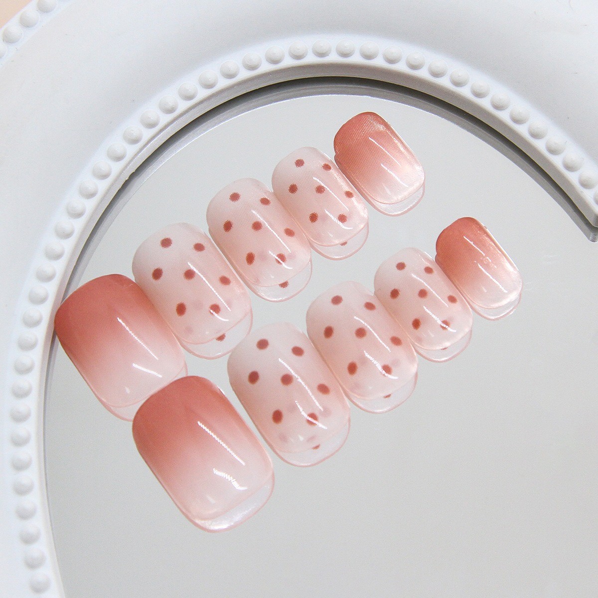 48pcs Short Square Press on Nails, Peach Gradient Red Dot Gentle Casual Nails