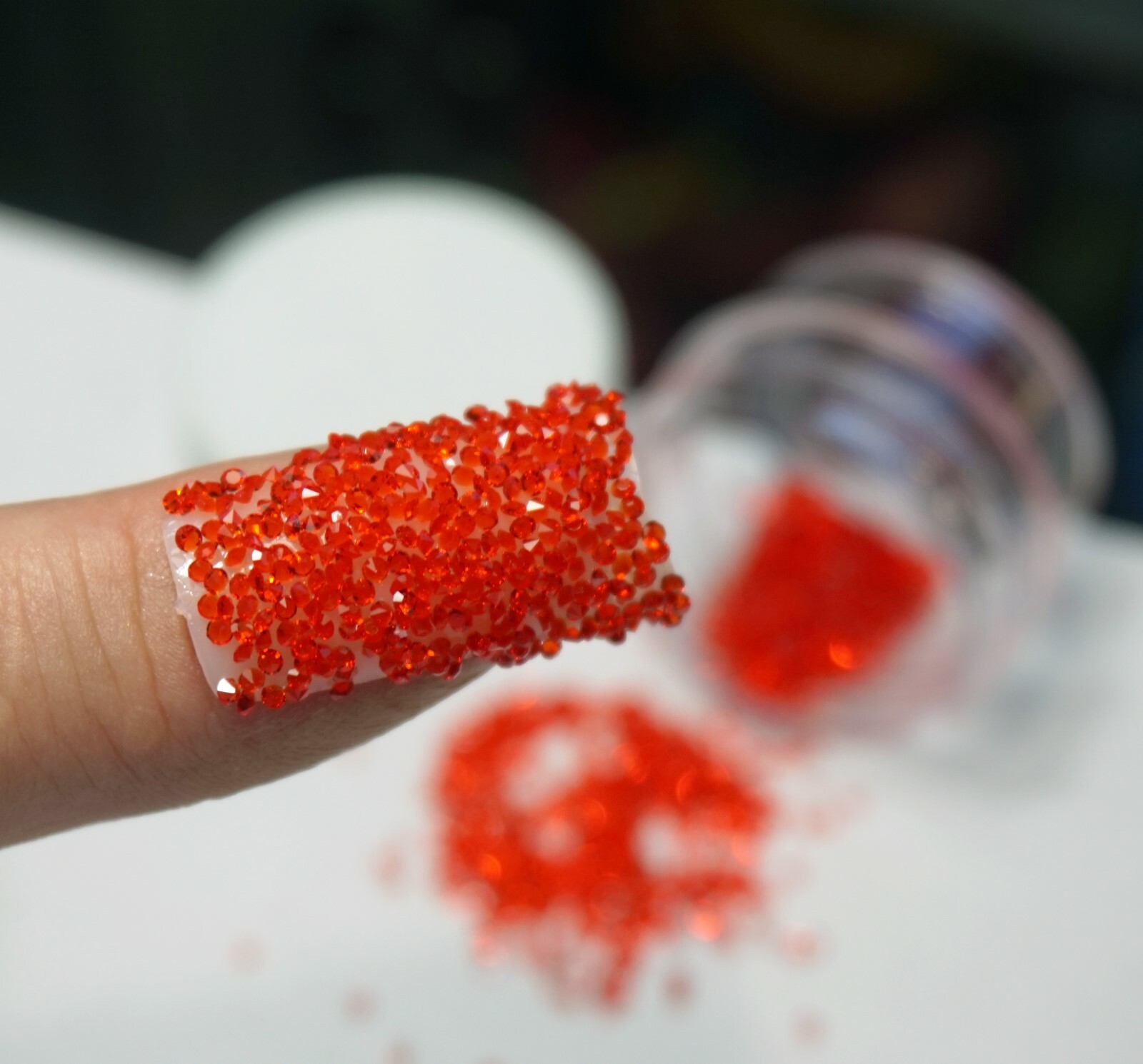 RED PREMIUM CRYSTALS FOR NAILS 1000 Pixie Crystals Nail Art Small Gift For Women