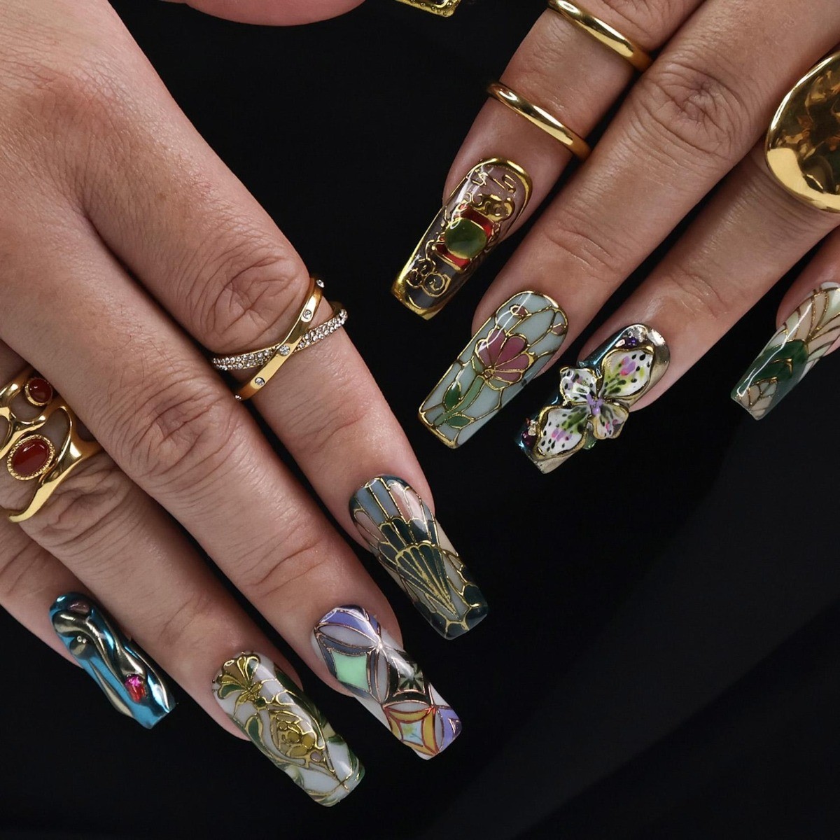 Vintage Lotus Handmade Press on Nails Gold Line Gem Stained Glass Fake Nails