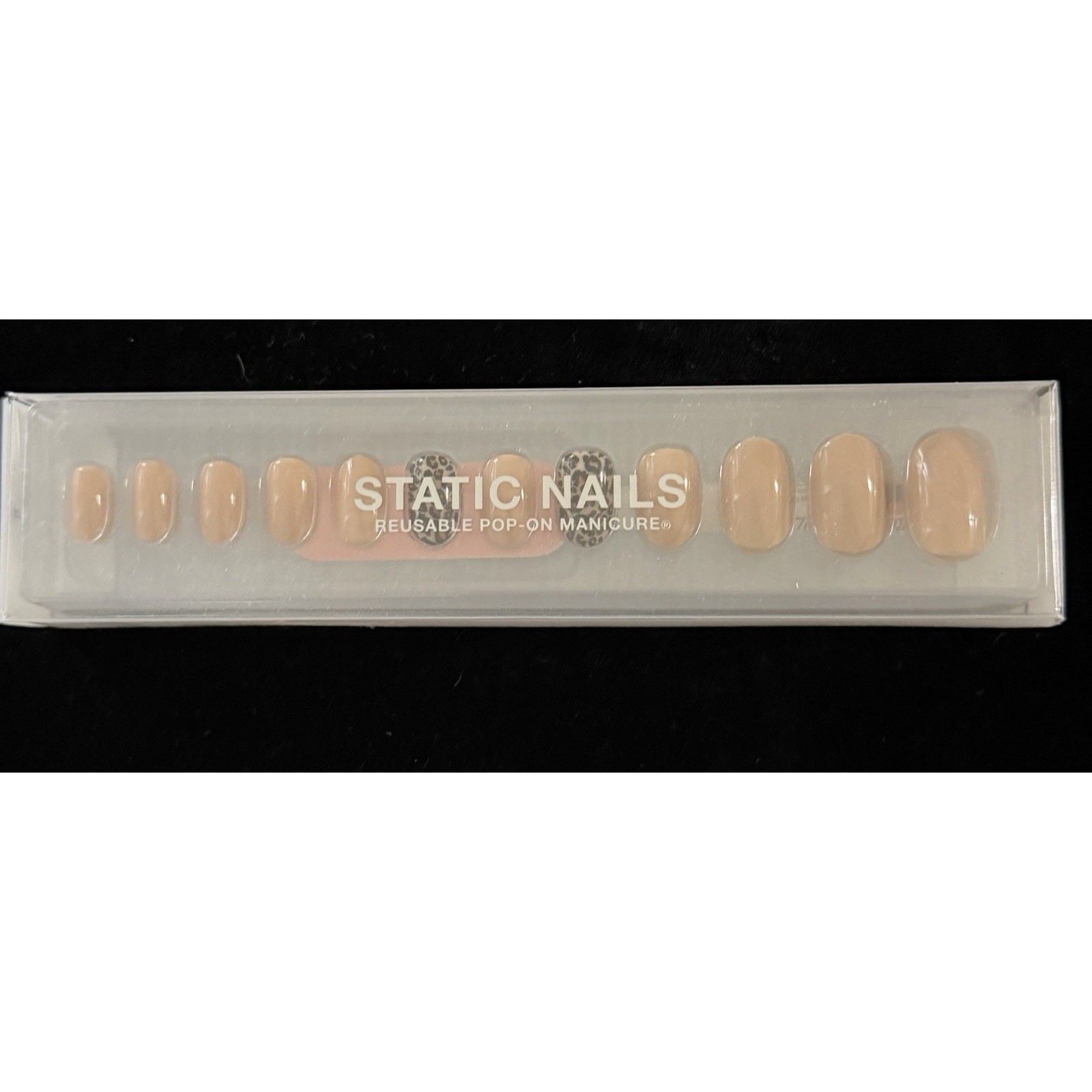 Static Nails Pop On Reusable Manicures Spotted Nude Leopard Round