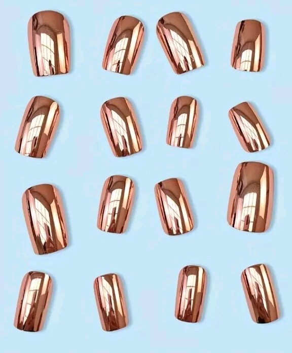 24 Press-On Medium-Length Electroplated Gold-Red Nails Fingernails Reusable